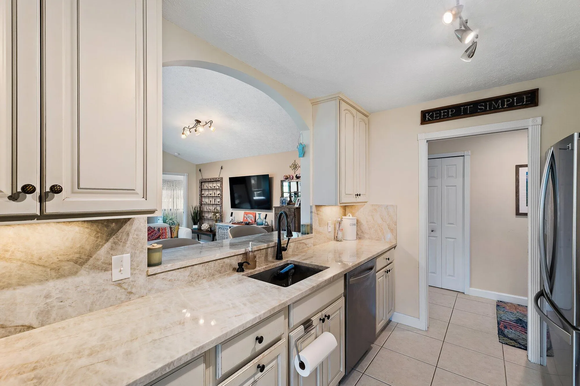Property Slideshow image 14 of 54 | 12787 se pinehurst ct, Hobe Sound, FL, 33455