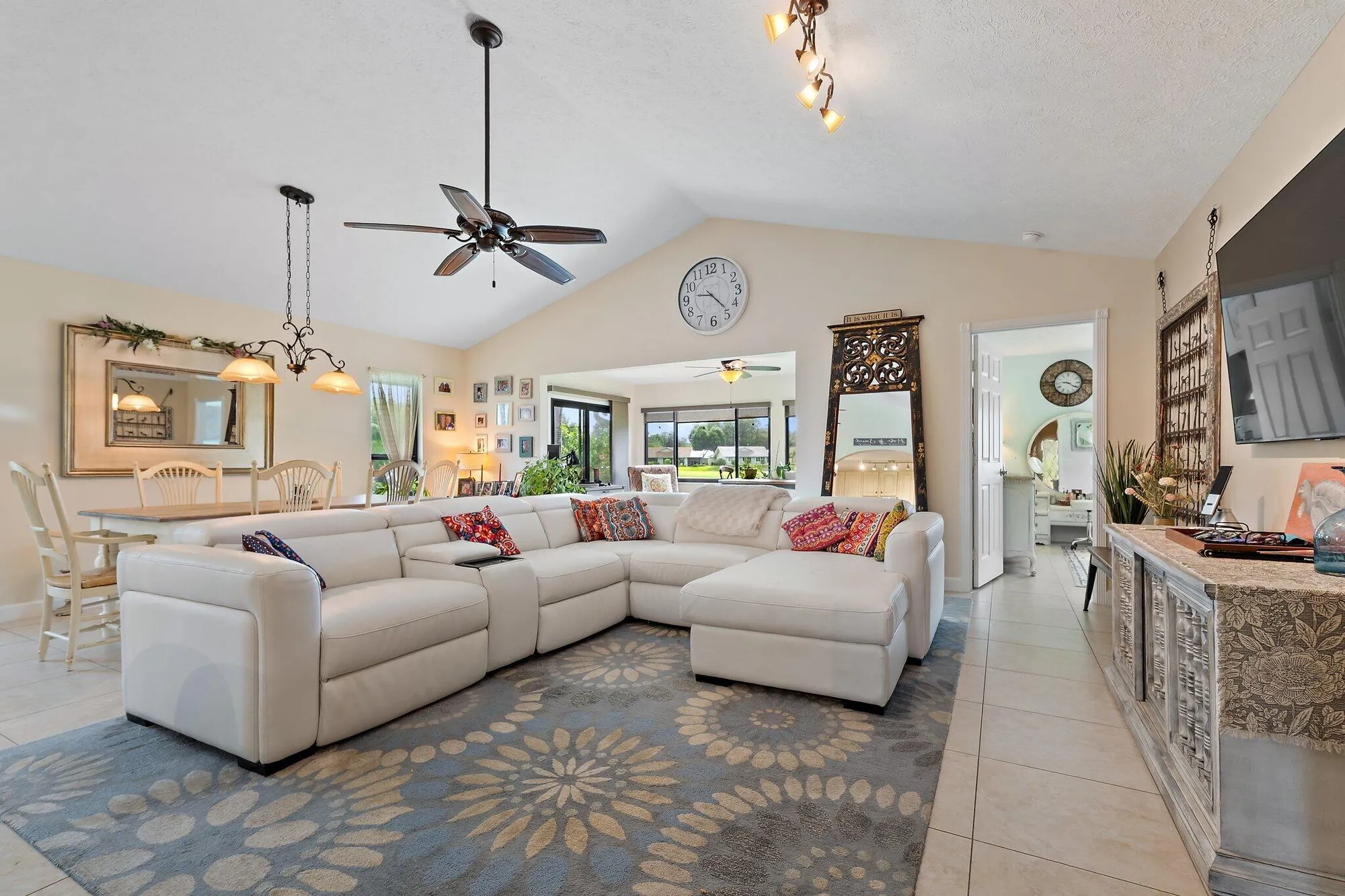 Property Slideshow image 20 of 54 | 12787 se pinehurst ct, Hobe Sound, FL, 33455