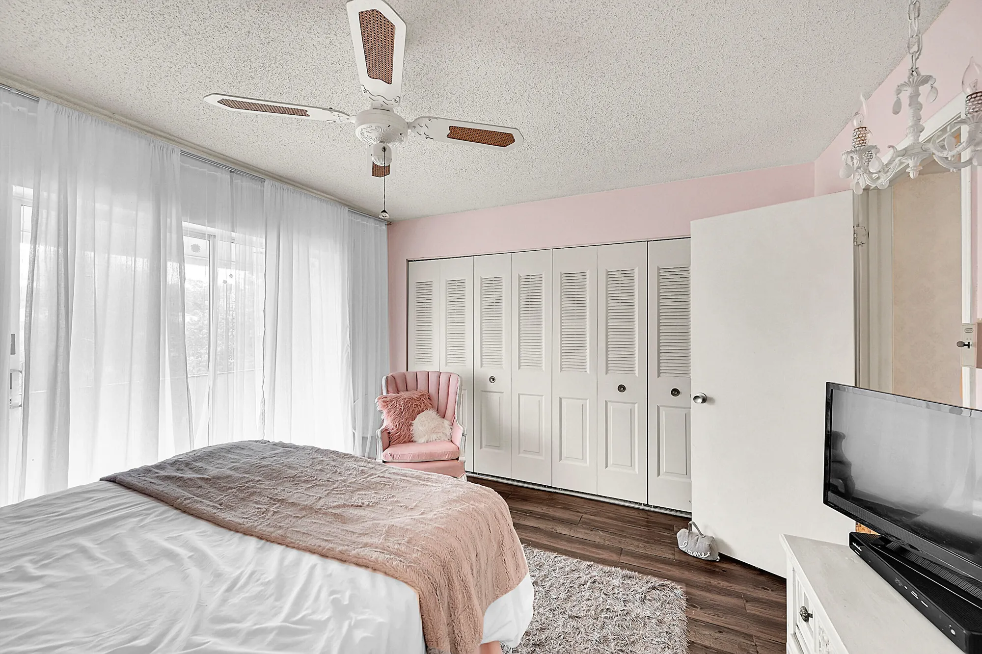 Property Slideshow image 12 of 21 | 312 sheffield m, West Palm Beach, FL, 33417