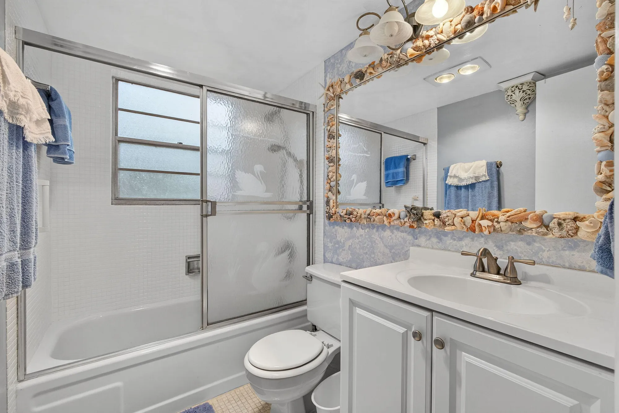Property Slideshow image 10 of 41 | 96 dorchester e unit e, West Palm Beach, FL, 33417