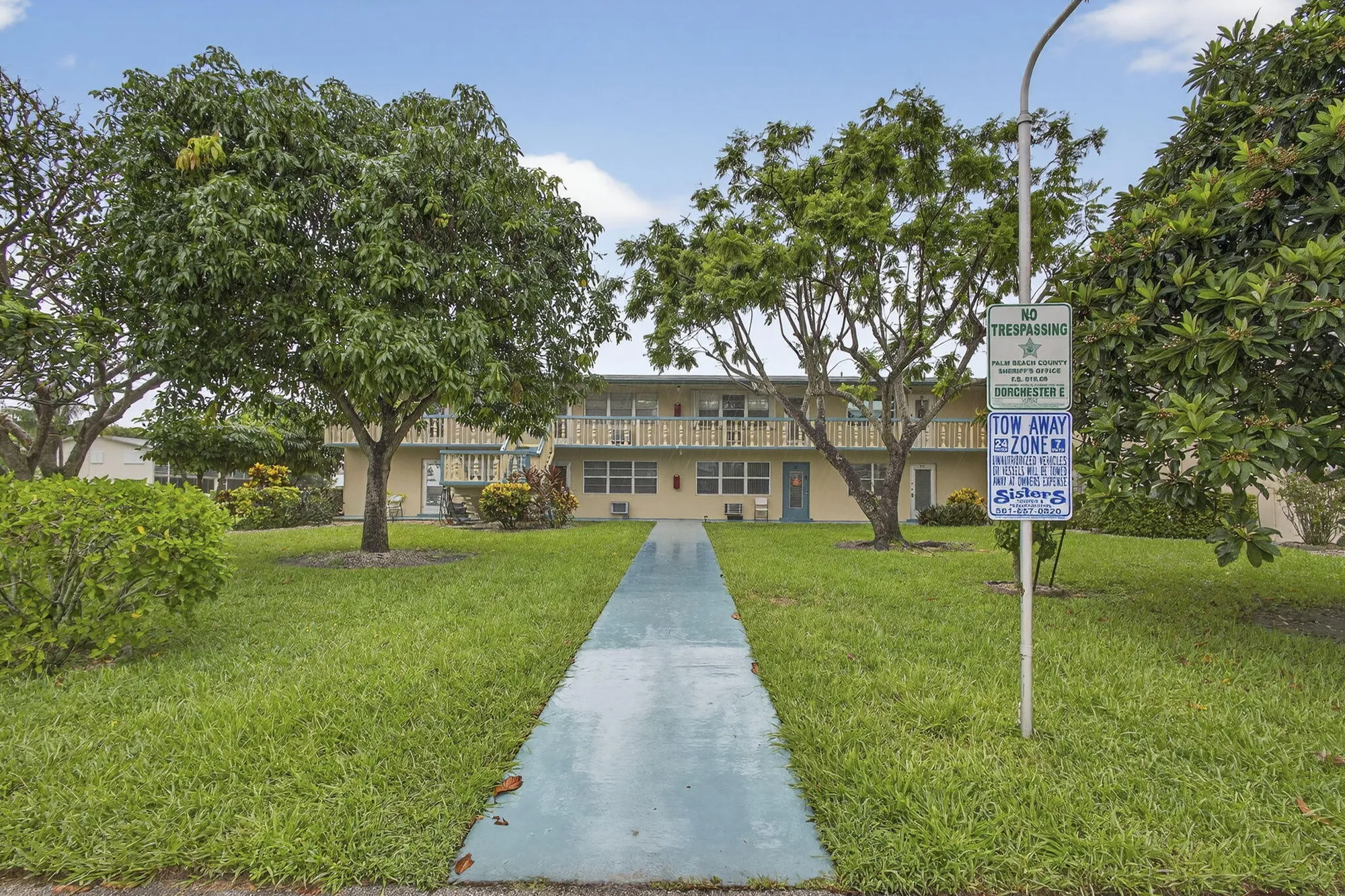 Property Slideshow image 2 of 41 | 96 dorchester e unit e, West Palm Beach, FL, 33417