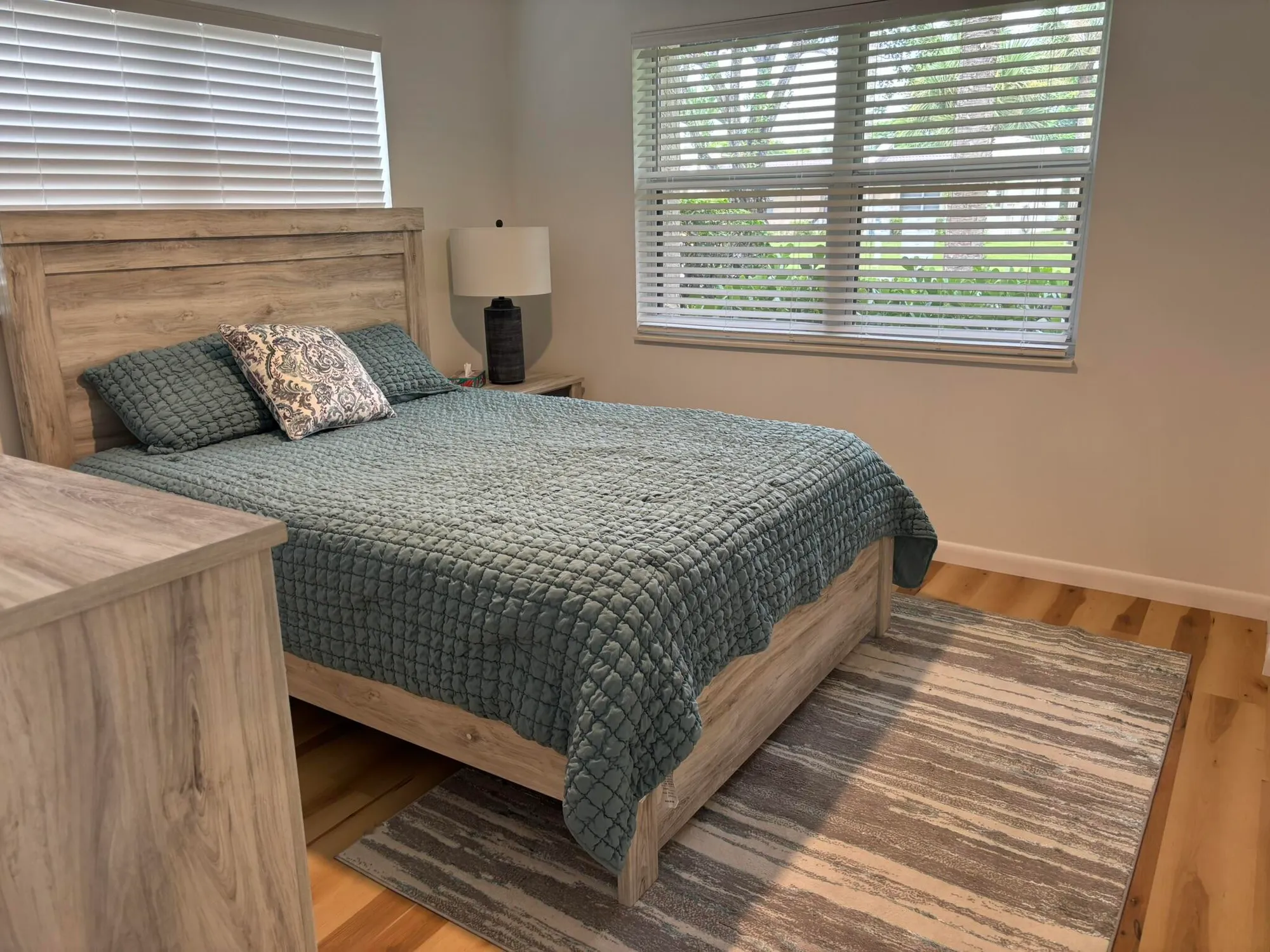 Property Slideshow image 19 of 37 | 190 lake meryl dr, West Palm Beach, FL, 33411