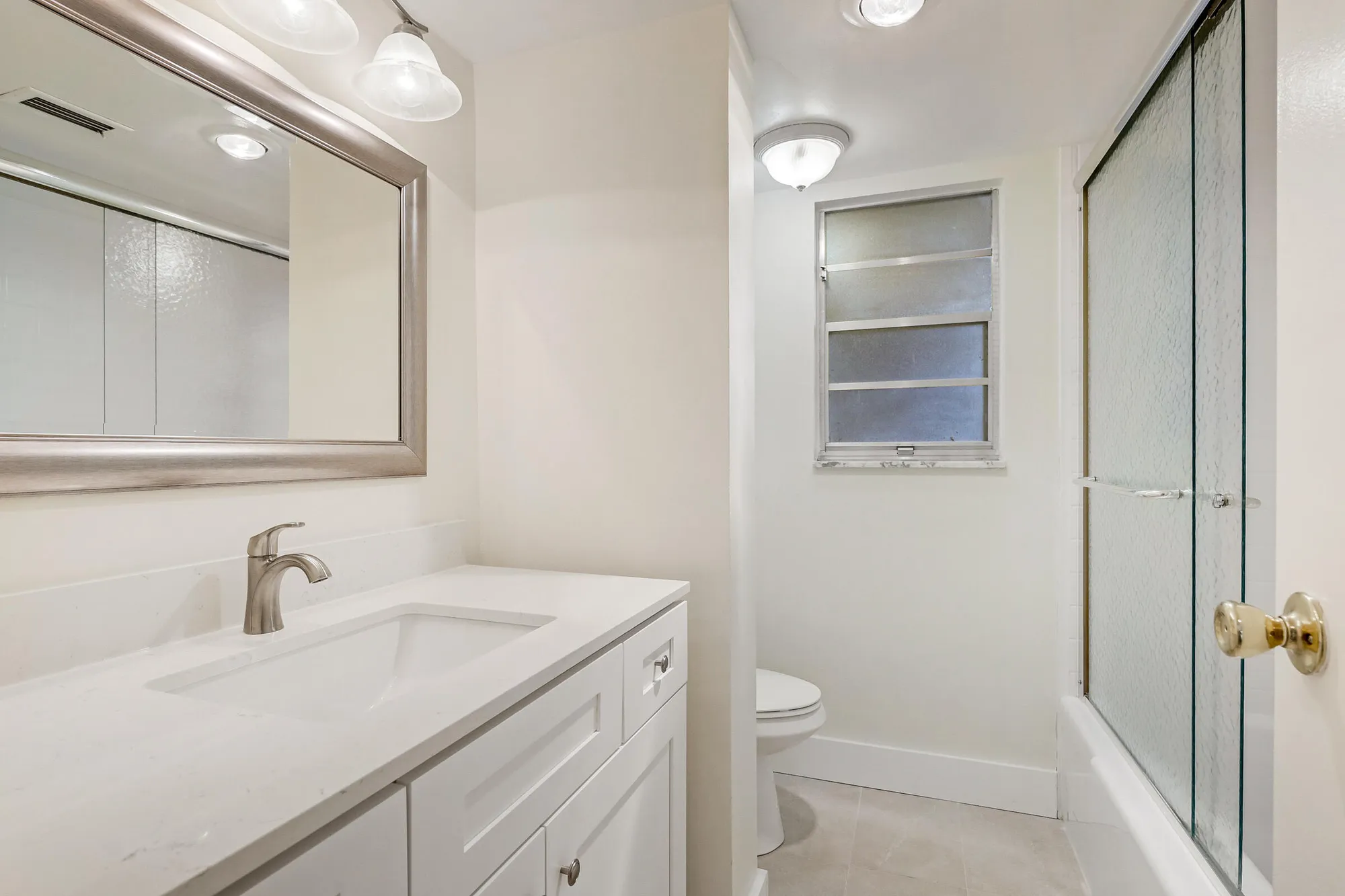 Property Slideshow image 27 of 38 | 3810 via poinciana apt 404, Lake Worth, FL, 33467