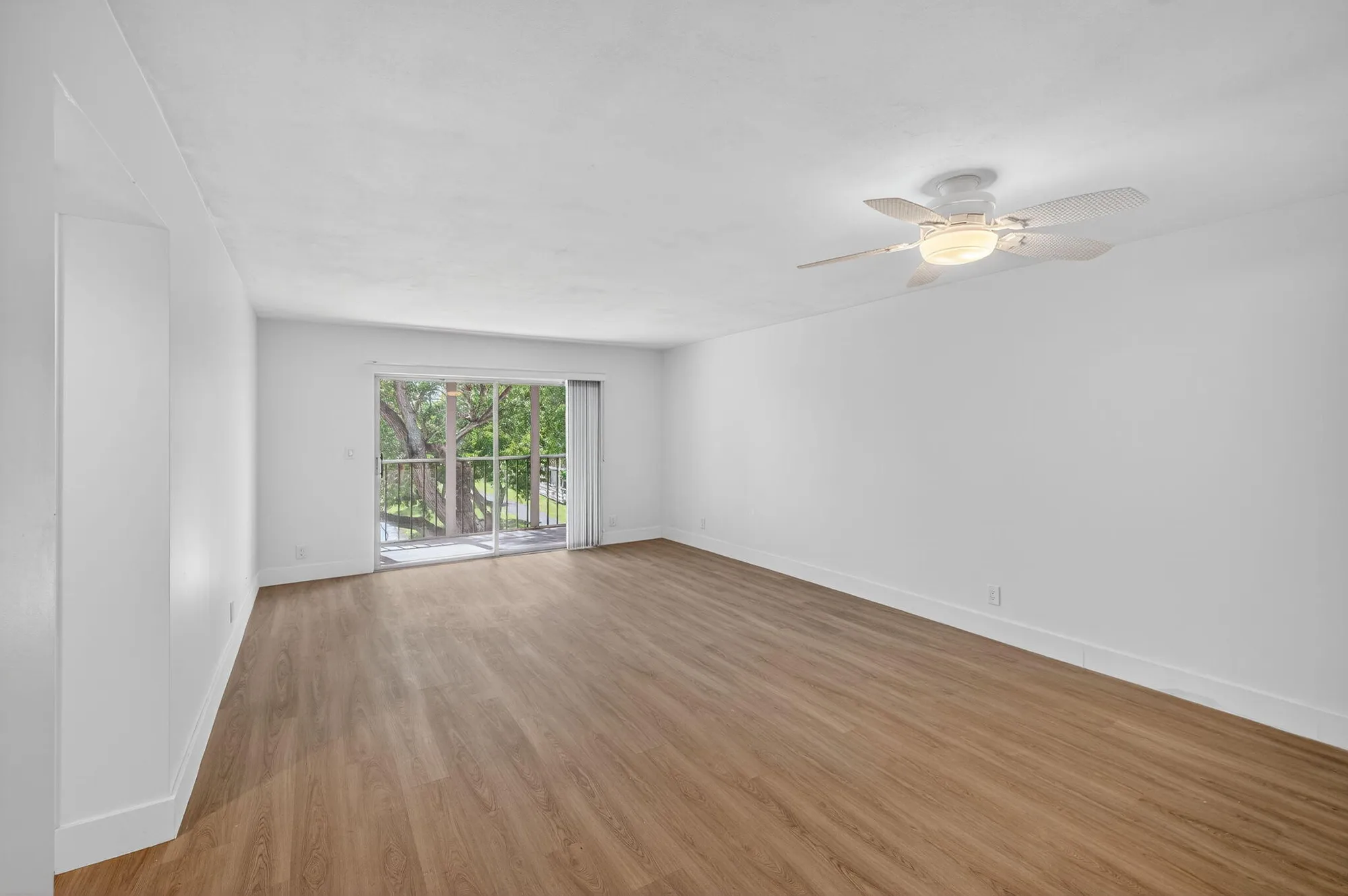 Property Slideshow image 27 of 111 | 14375 strathmore ln 303, Delray Beach, FL, 33446