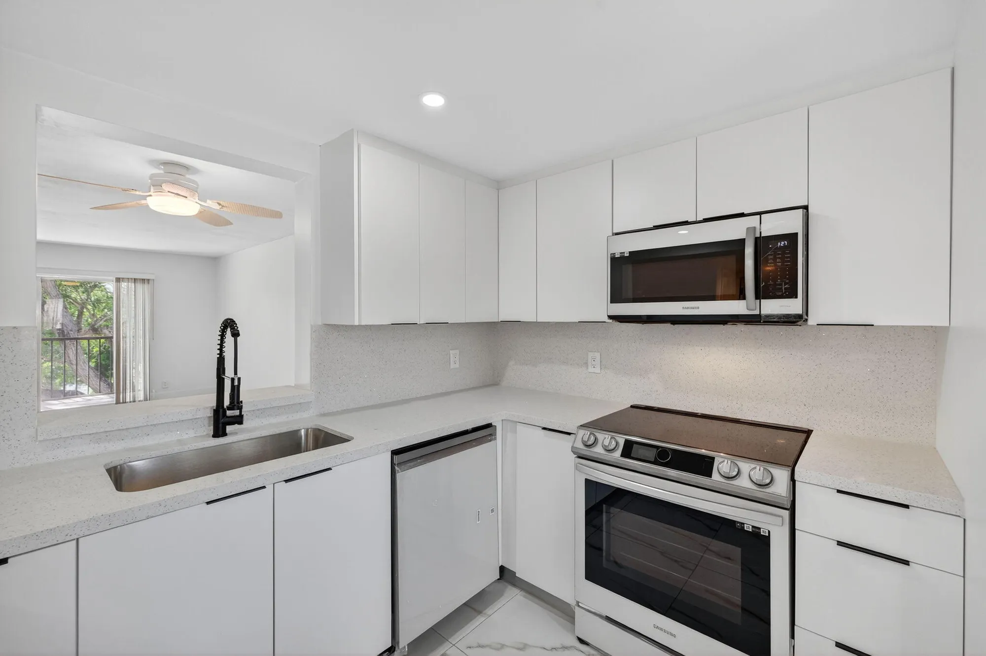 Property Slideshow image 15 of 111 | 14375 strathmore ln 303, Delray Beach, FL, 33446