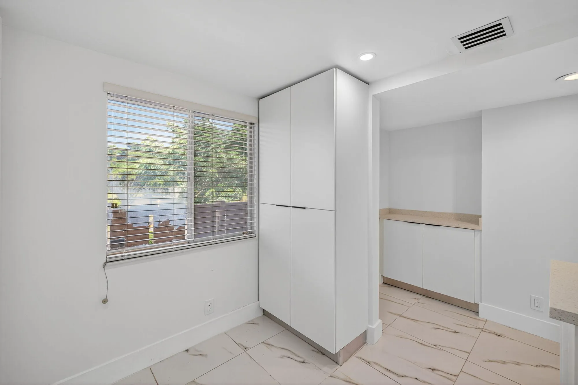 Property Slideshow image 20 of 111 | 14375 strathmore ln 303, Delray Beach, FL, 33446