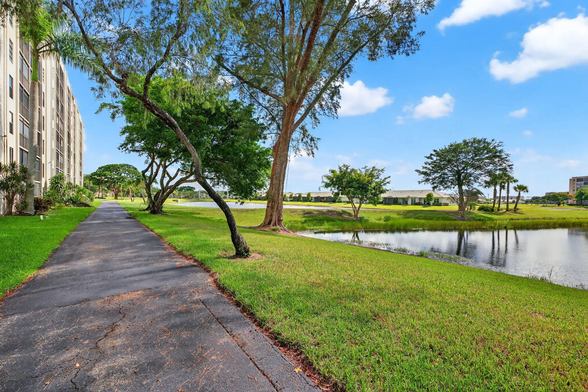 Property Slideshow image 106 of 111 | 14375 strathmore ln 303, Delray Beach, FL, 33446
