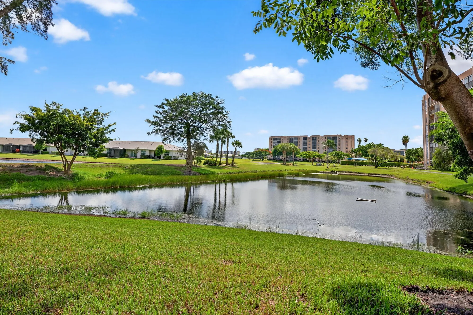 Property Slideshow image 107 of 111 | 14375 strathmore ln 303, Delray Beach, FL, 33446