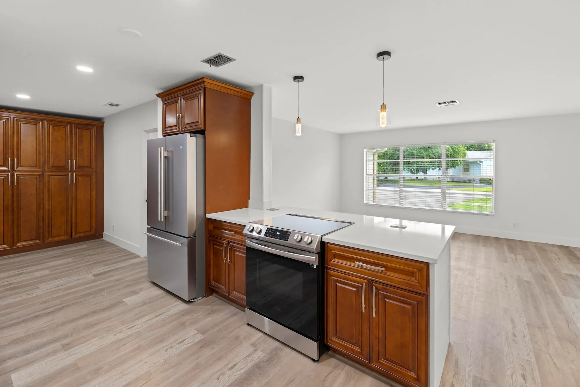 Property Slideshow image 10 of 33 | 4473 pine garden ln, Lake Worth, FL, 33467