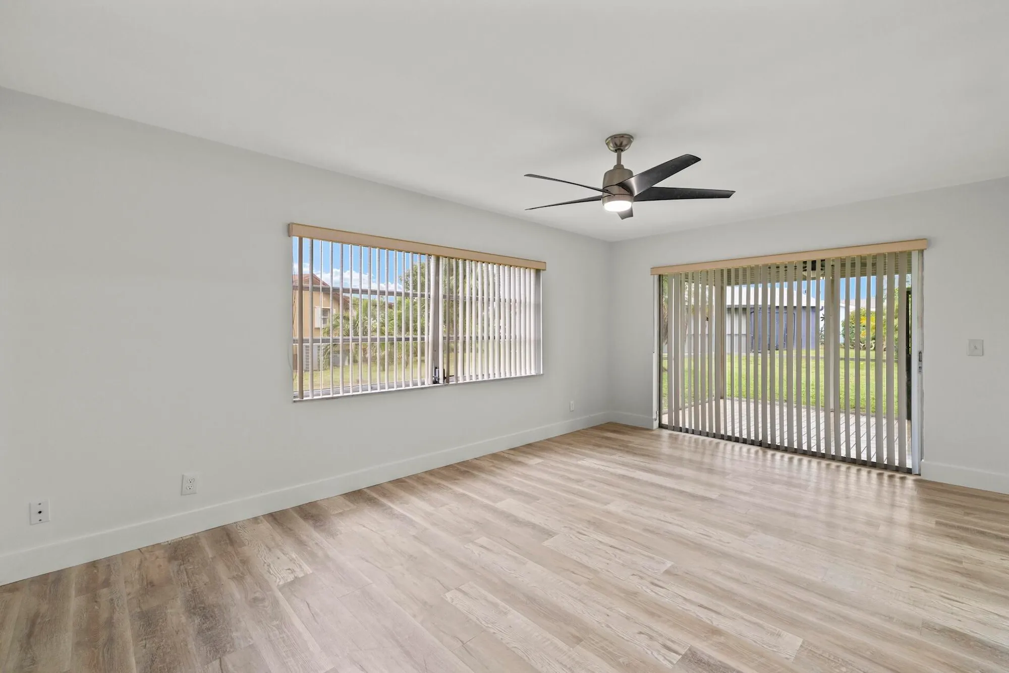 Property Slideshow image 13 of 33 | 4473 pine garden ln, Lake Worth, FL, 33467