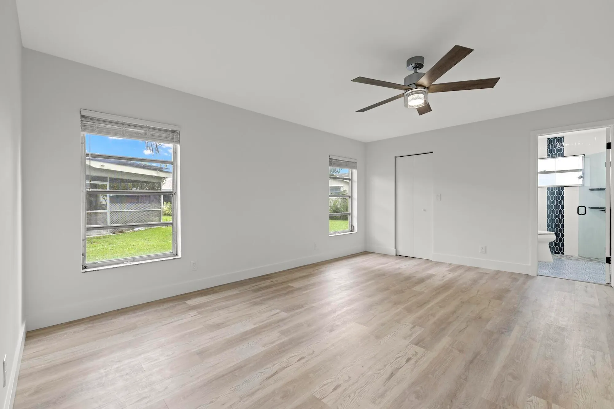 Property Slideshow image 18 of 33 | 4473 pine garden ln, Lake Worth, FL, 33467