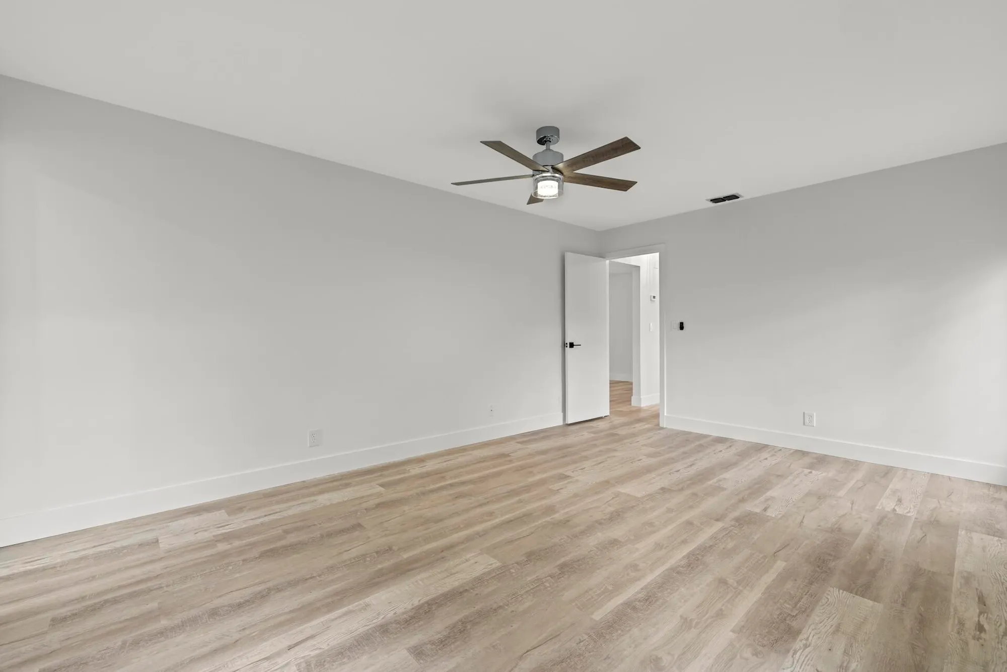 Property Slideshow image 19 of 33 | 4473 pine garden ln, Lake Worth, FL, 33467