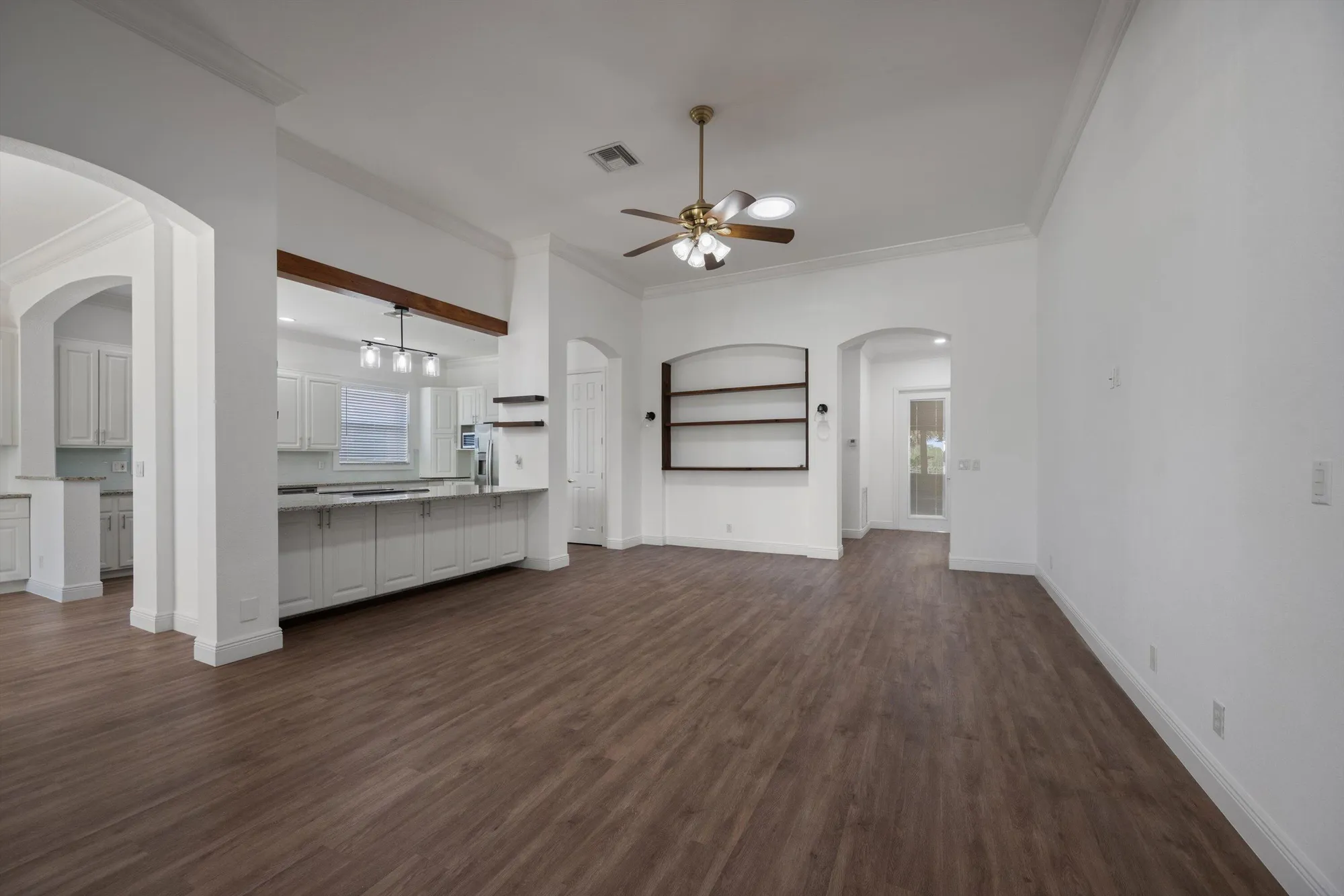 Property Slideshow image 6 of 46 | 9150 bay harbour cir, West Palm Beach, FL, 33411