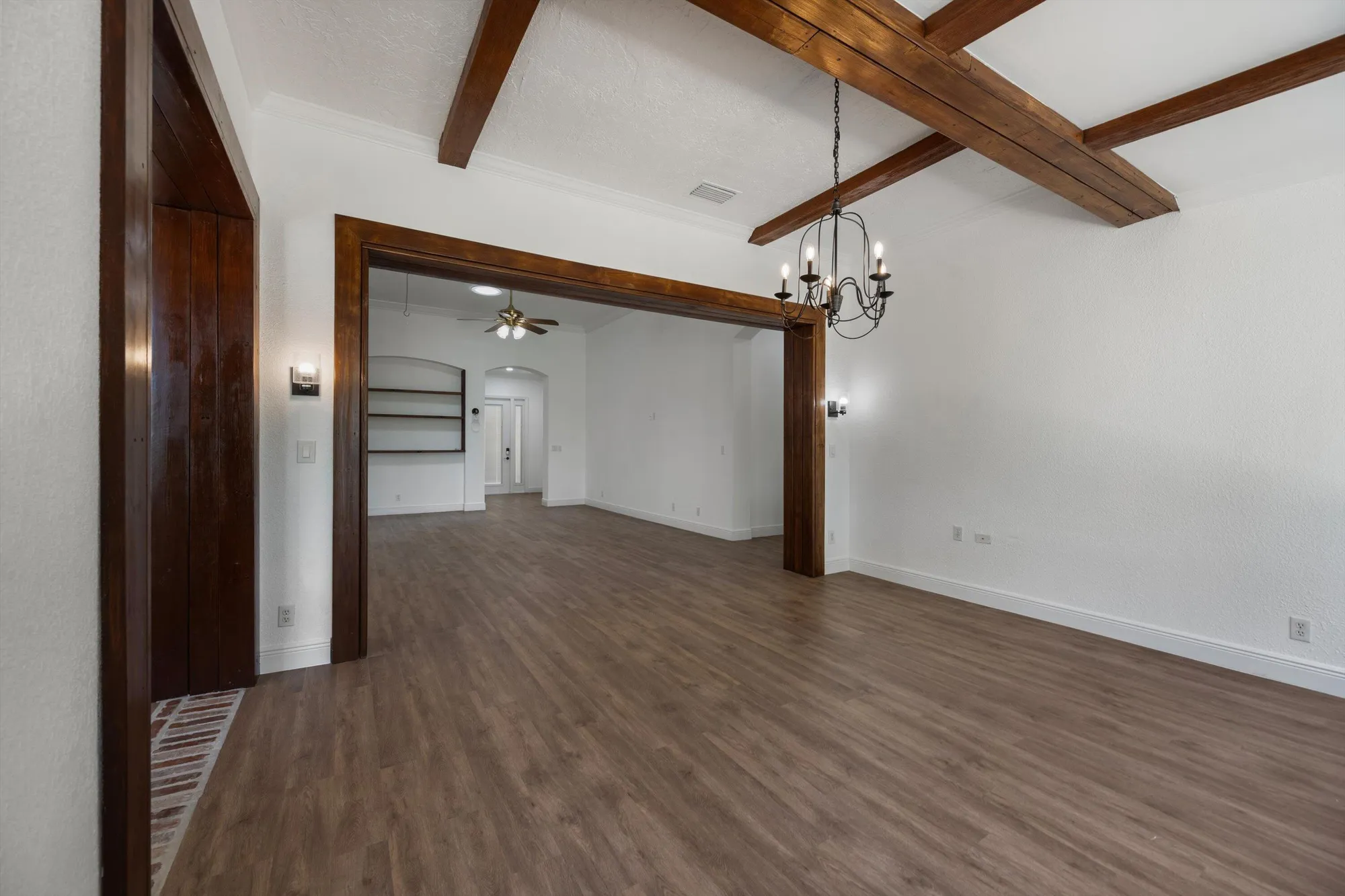 Property Slideshow image 11 of 46 | 9150 bay harbour cir, West Palm Beach, FL, 33411