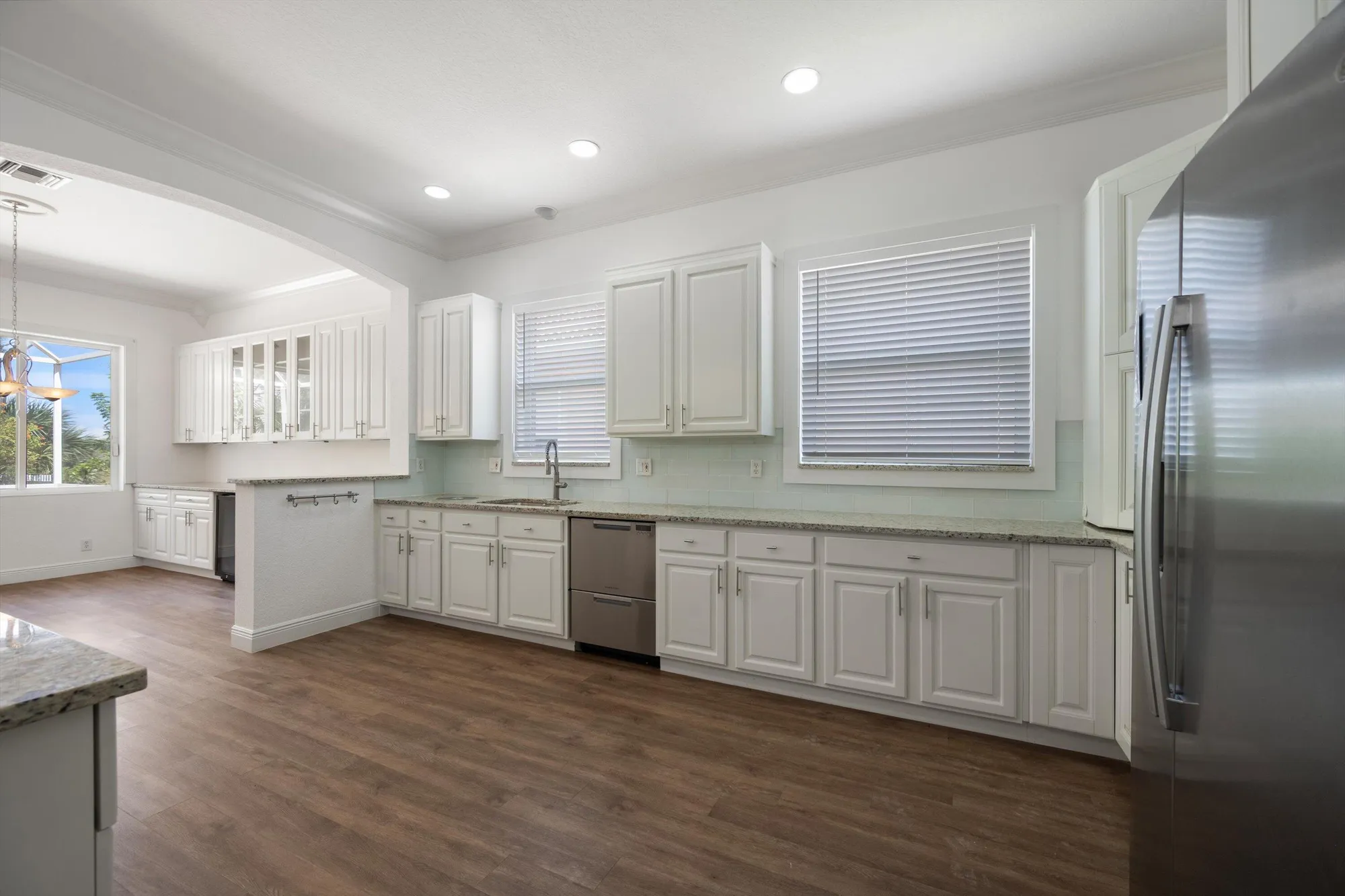 Property Slideshow image 16 of 46 | 9150 bay harbour cir, West Palm Beach, FL, 33411