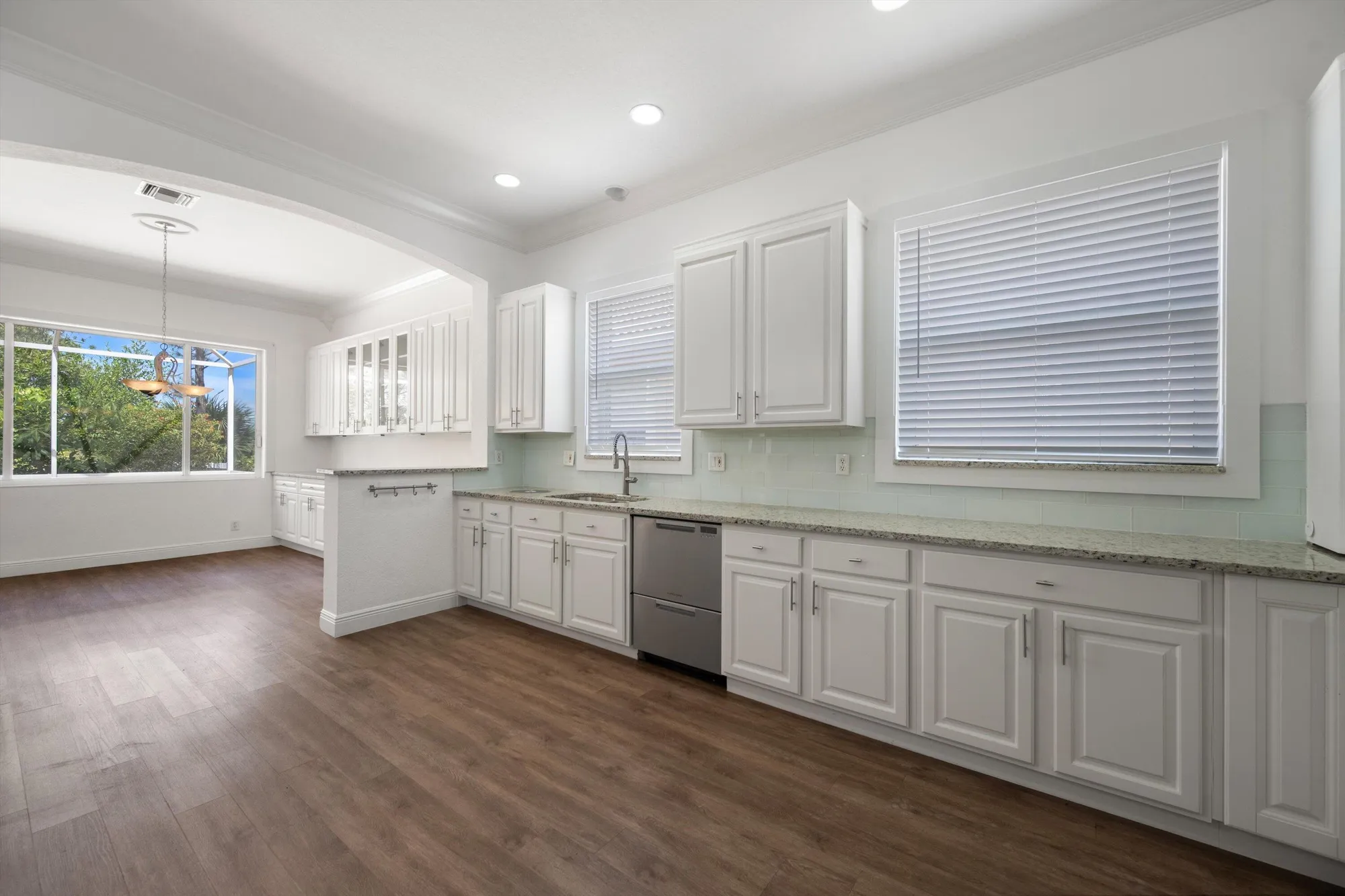 Property Slideshow image 17 of 46 | 9150 bay harbour cir, West Palm Beach, FL, 33411