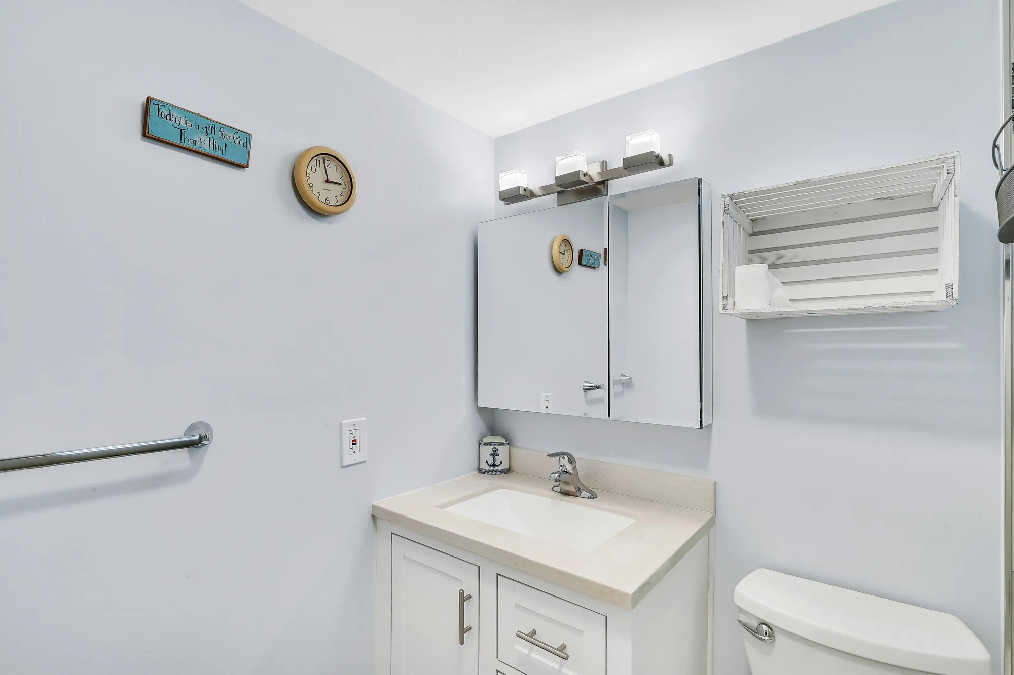 Property Slideshow image 16 of 35 | 105 oxford 100 # 105, West Palm Beach, FL, 33417