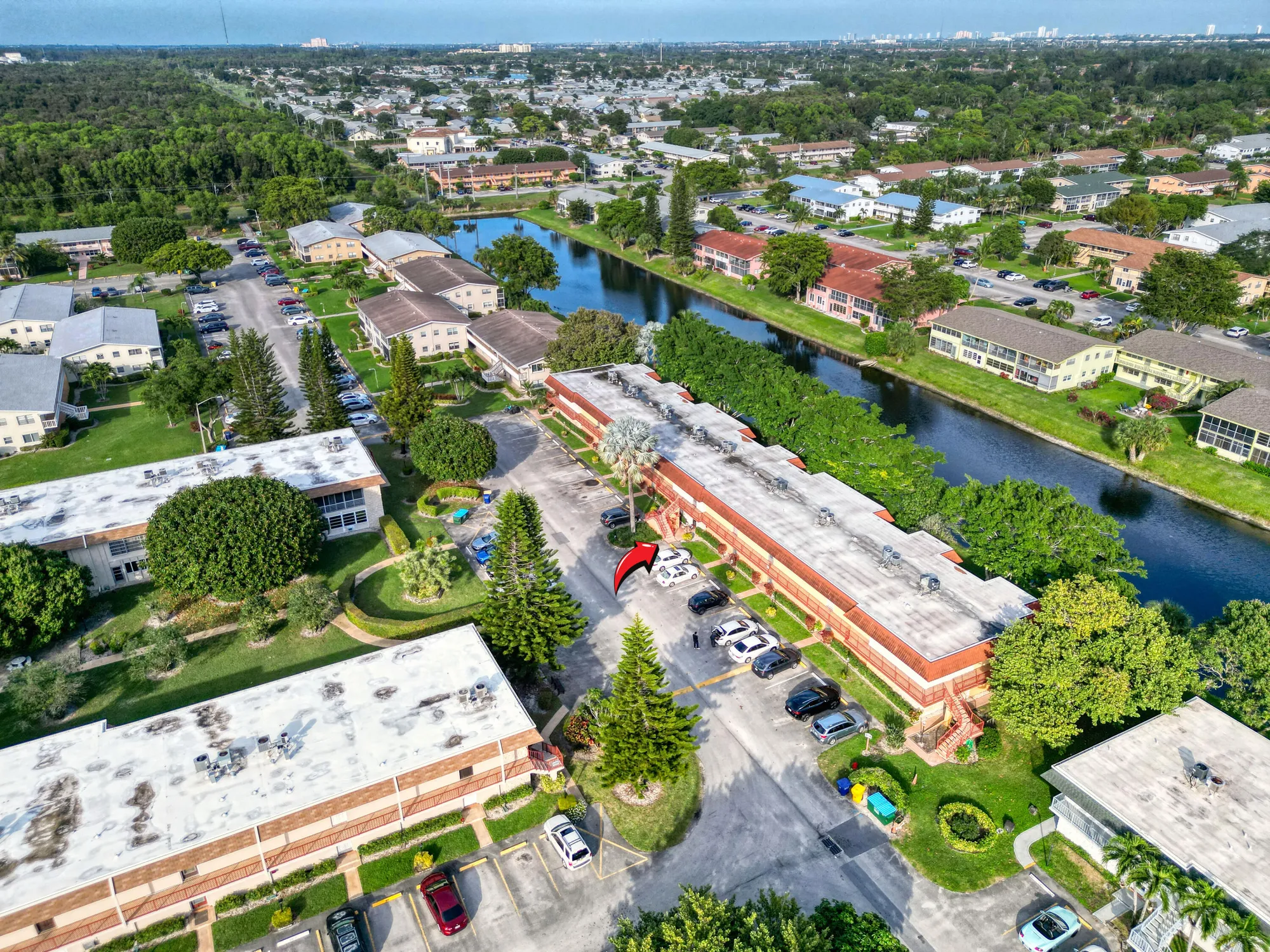 Property Slideshow image 27 of 35 | 105 oxford 100 # 105, West Palm Beach, FL, 33417