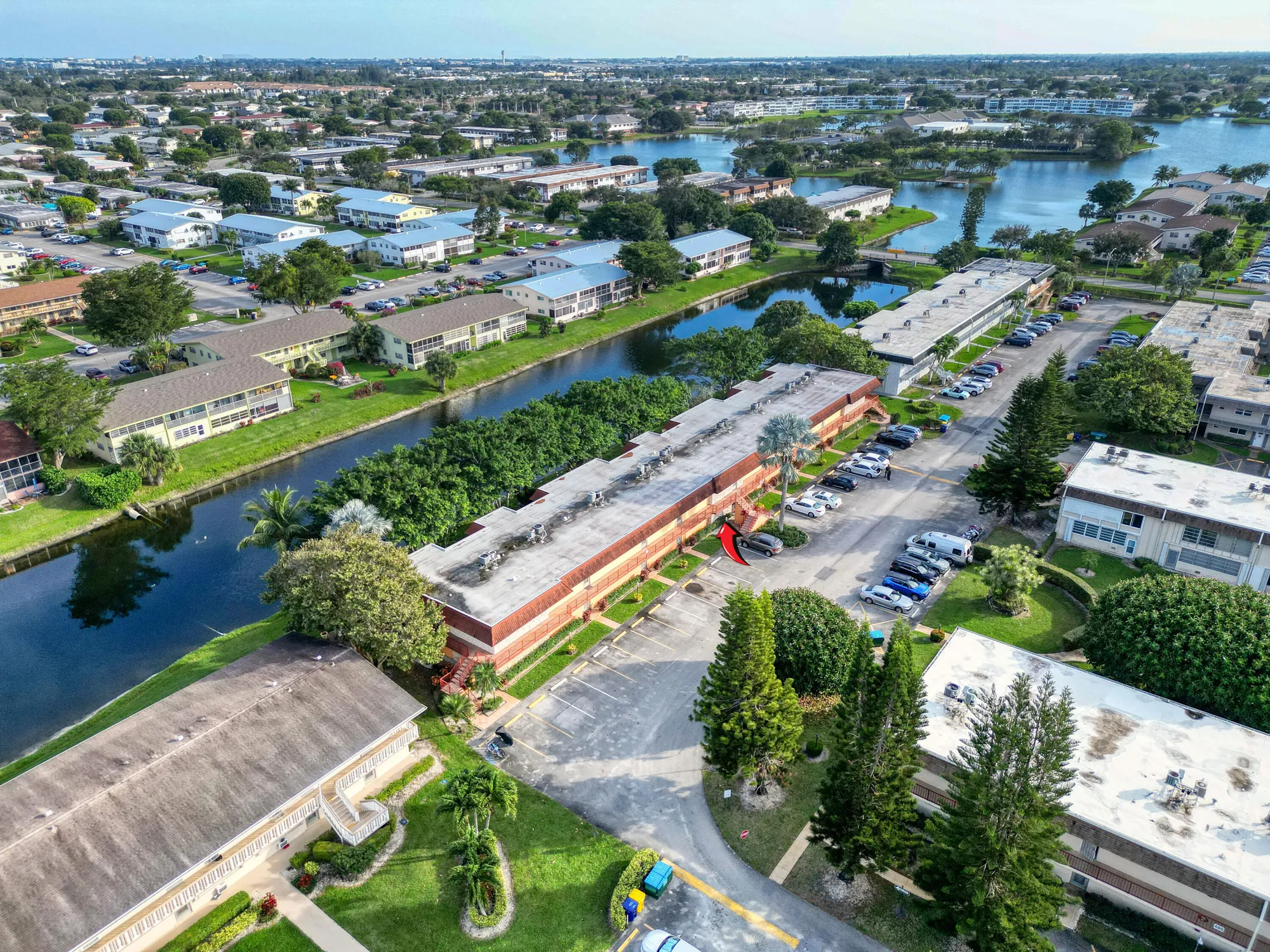 Property Slideshow image 28 of 35 | 105 oxford 100 # 105, West Palm Beach, FL, 33417