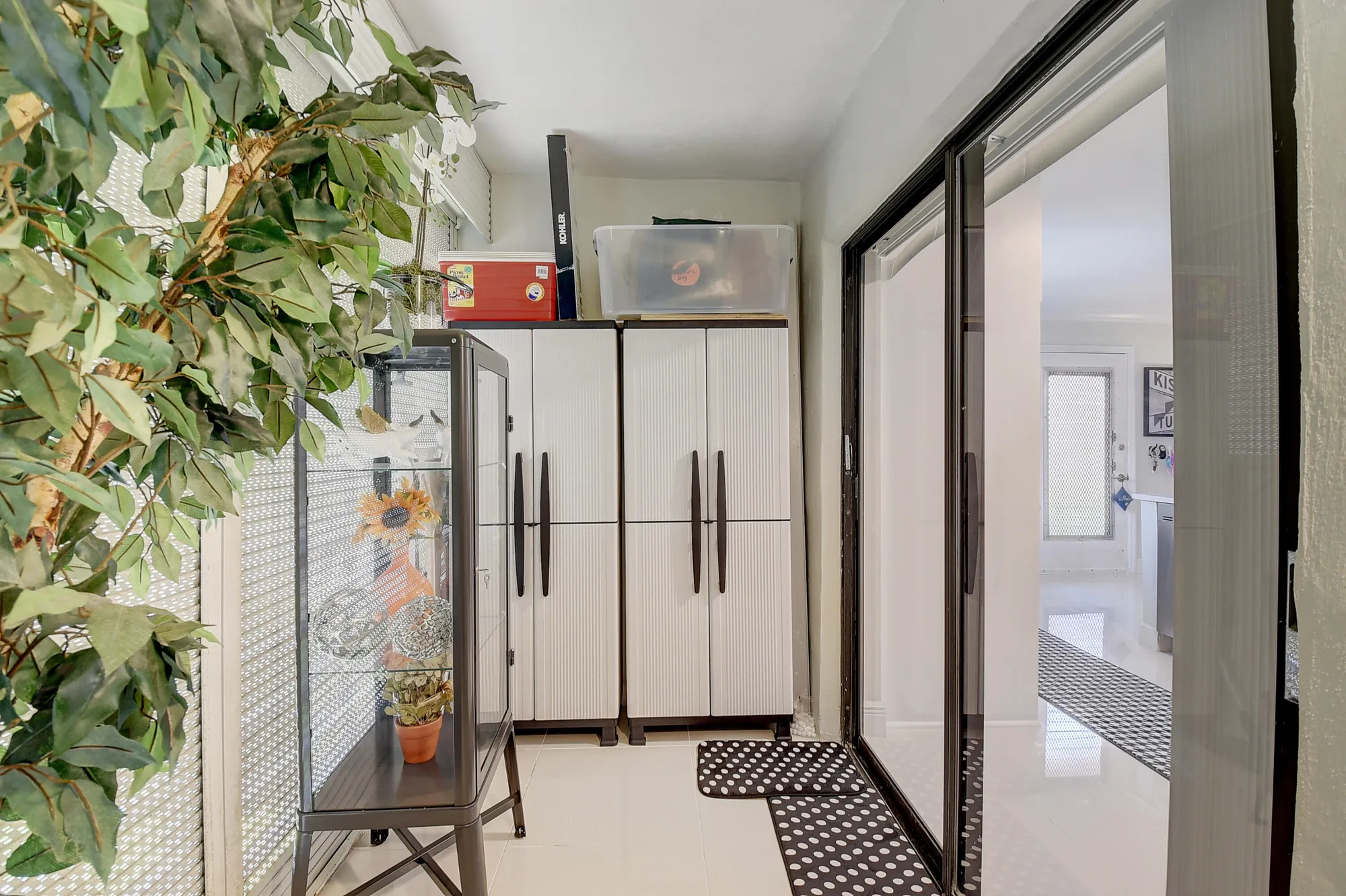 Property Slideshow image 17 of 37 | 274 capri f, Delray Beach, FL, 33484