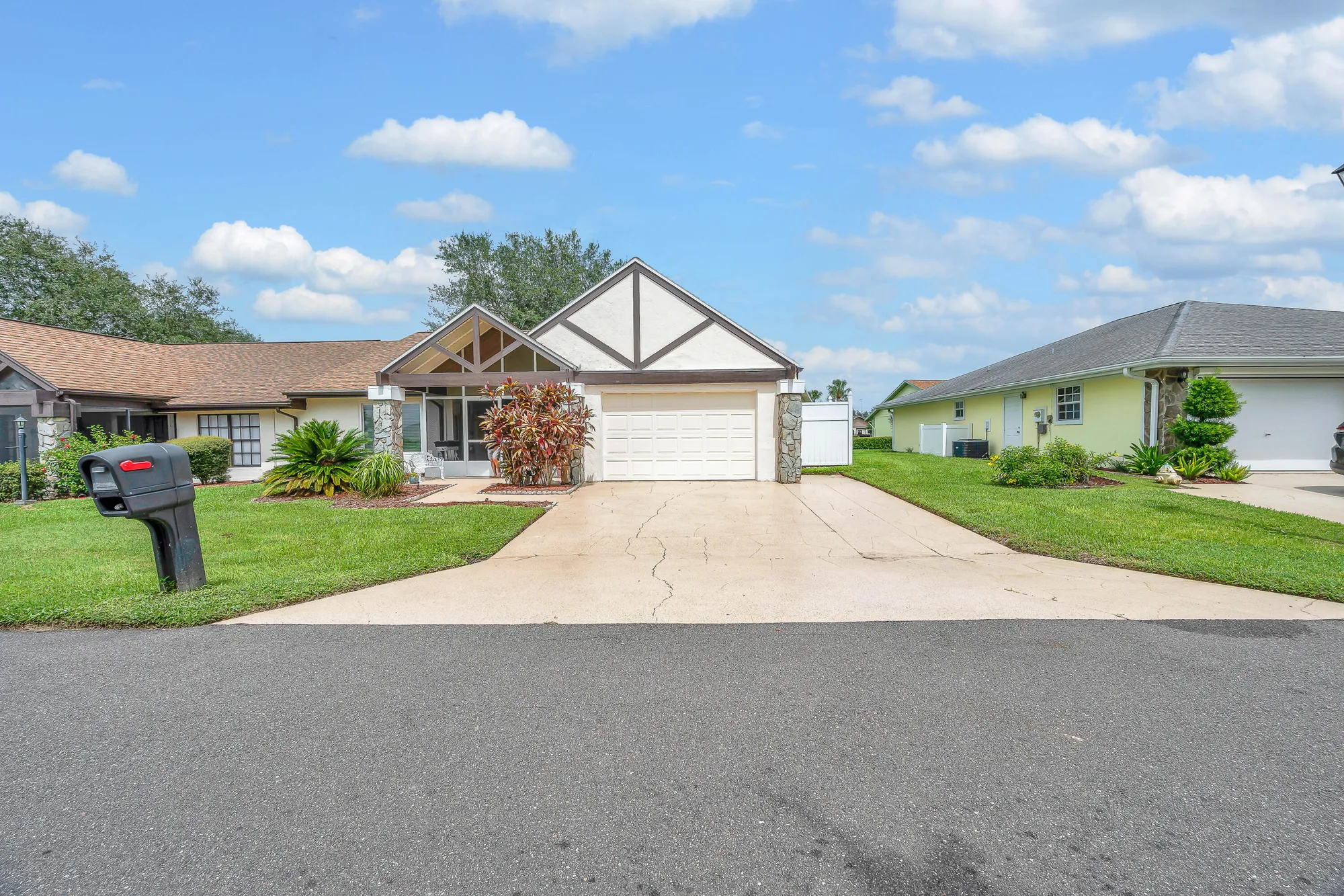 Property Slideshow image 3 of 41 | 211 brentwood dr, Lake Placid, FL, 33852