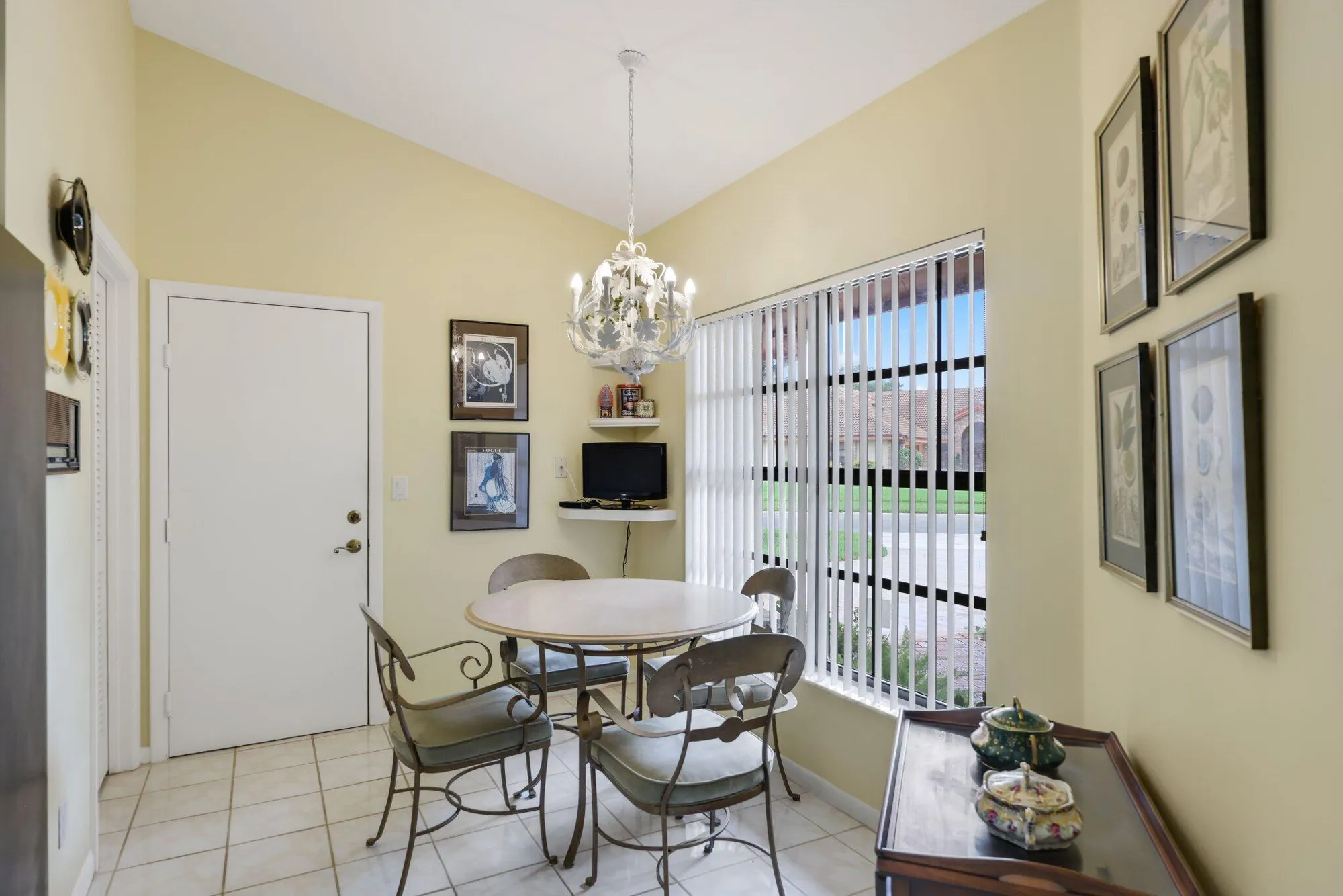 Property Slideshow image 9 of 39 | 8423 juddith ave, Boynton Beach, FL, 33472