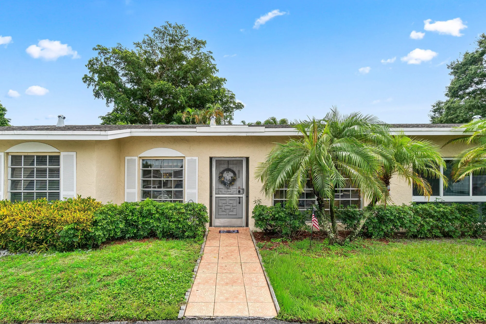 Property Slideshow image 1 of 28 | 13735 flora pl b, Delray Beach, FL, 33484