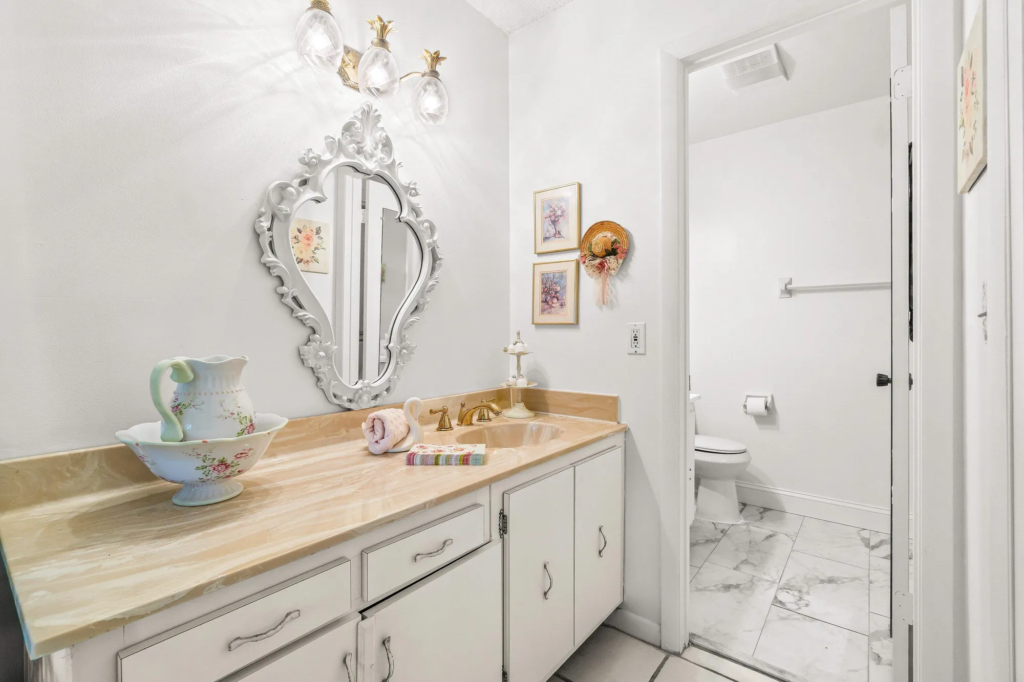 Property Slideshow image 16 of 28 | 13735 flora pl b, Delray Beach, FL, 33484