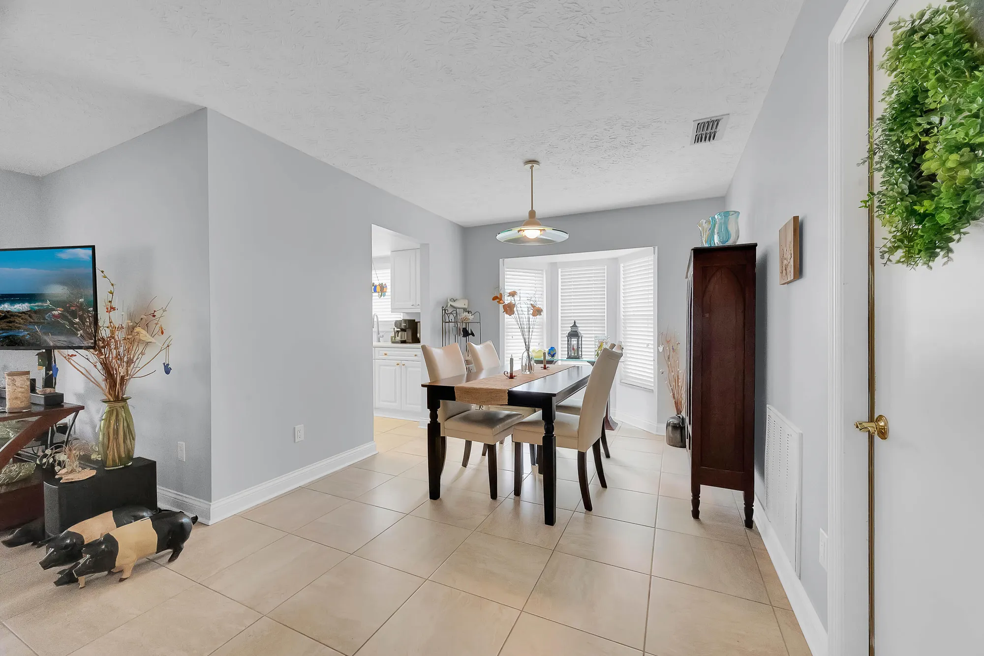 Property Slideshow image 14 of 41 | 211 brentwood dr, Lake Placid, FL, 33852
