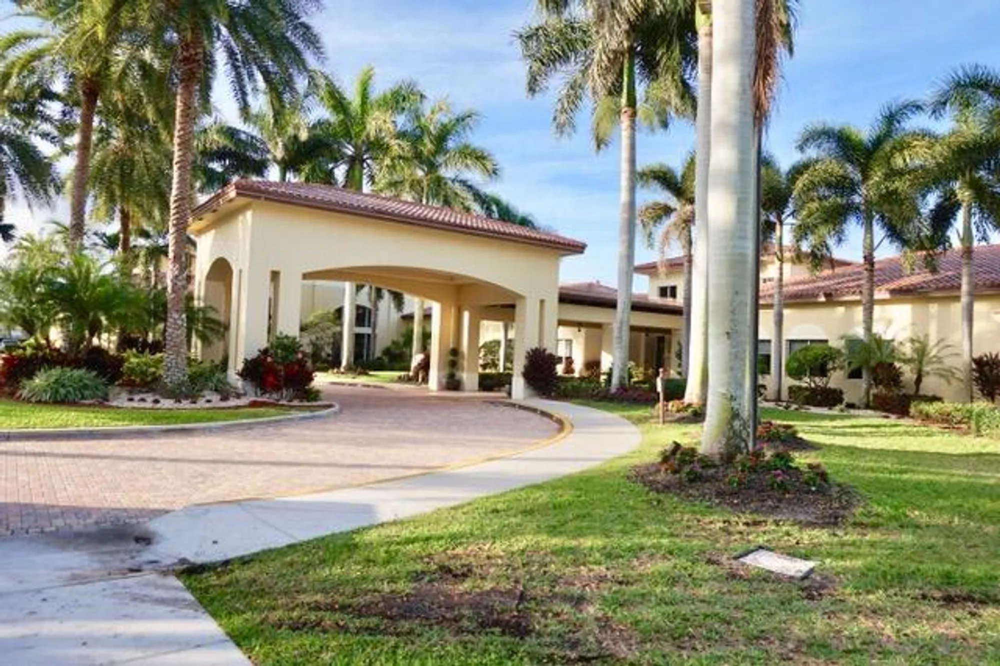 Property Slideshow image 37 of 42 | 7322 morocca lake dr, Delray Beach, FL, 33446