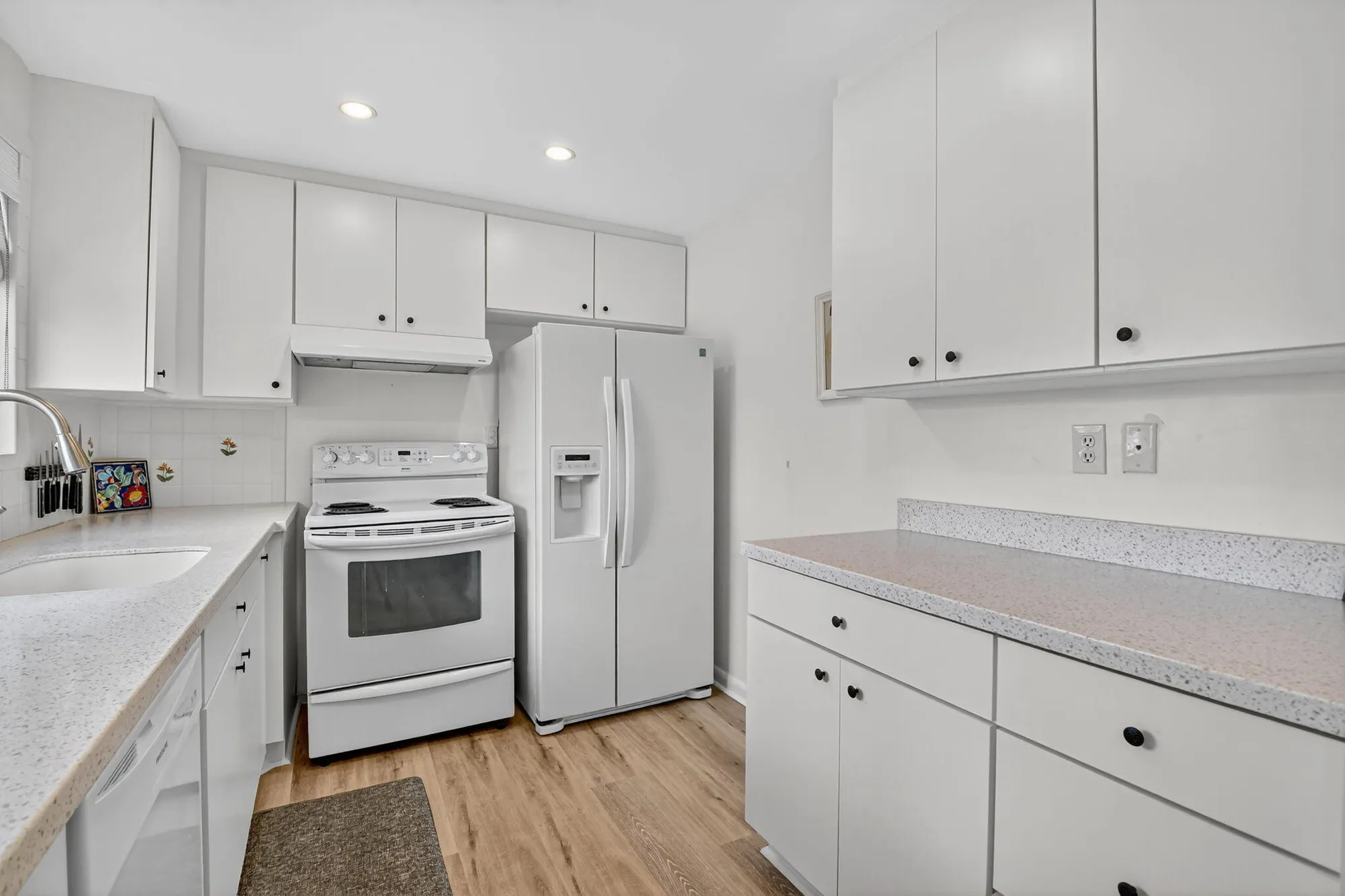 Property Slideshow image 13 of 38 | 15216 lakes of delray blvd 140, Delray Beach, FL, 33484