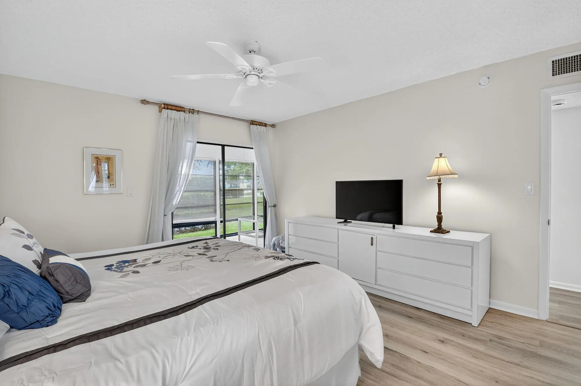 Property Slideshow image 18 of 38 | 15216 lakes of delray blvd 140, Delray Beach, FL, 33484