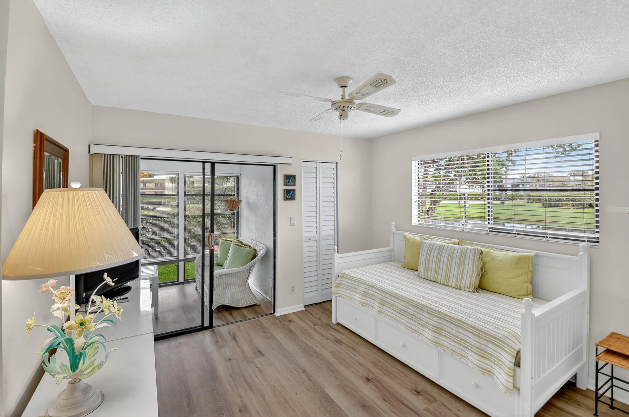 Property Slideshow image 15 of 38 | 15216 lakes of delray blvd 140, Delray Beach, FL, 33484