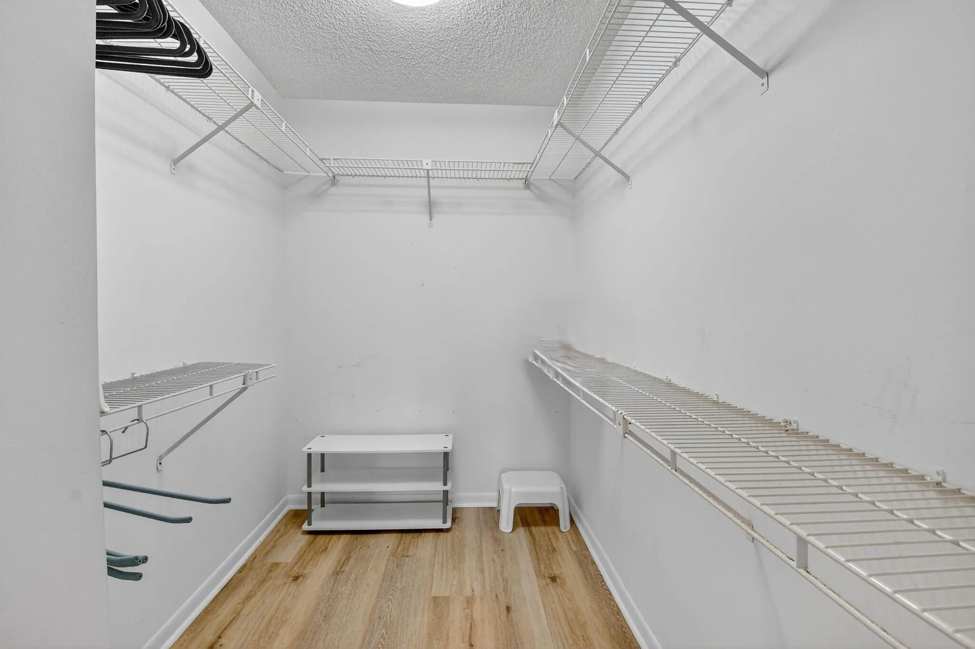 Property Slideshow image 19 of 38 | 15216 lakes of delray blvd 140, Delray Beach, FL, 33484