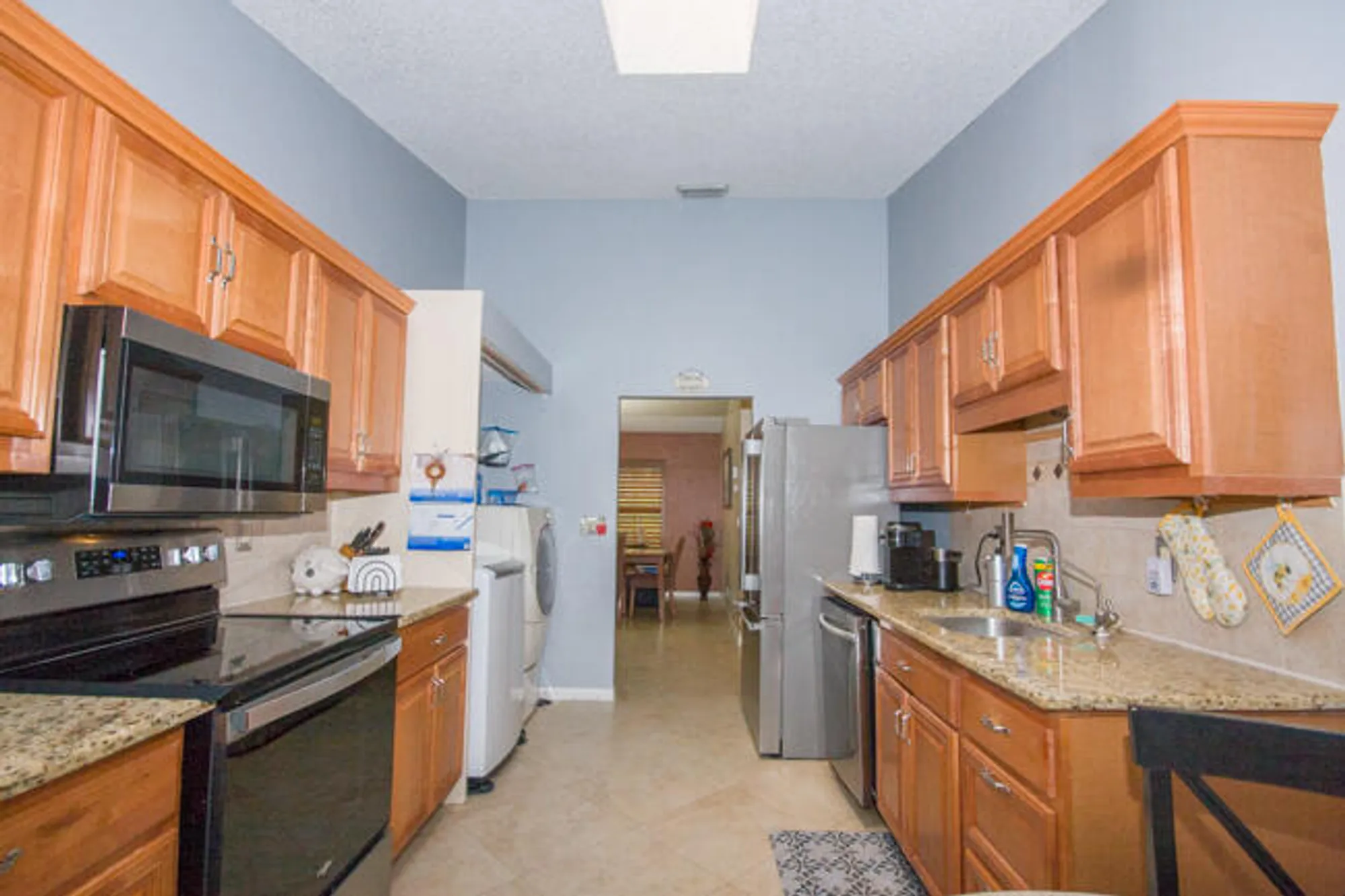 Property Slideshow image 19 of 25 | 4907 boxwood cir, Boynton Beach, FL, 33436