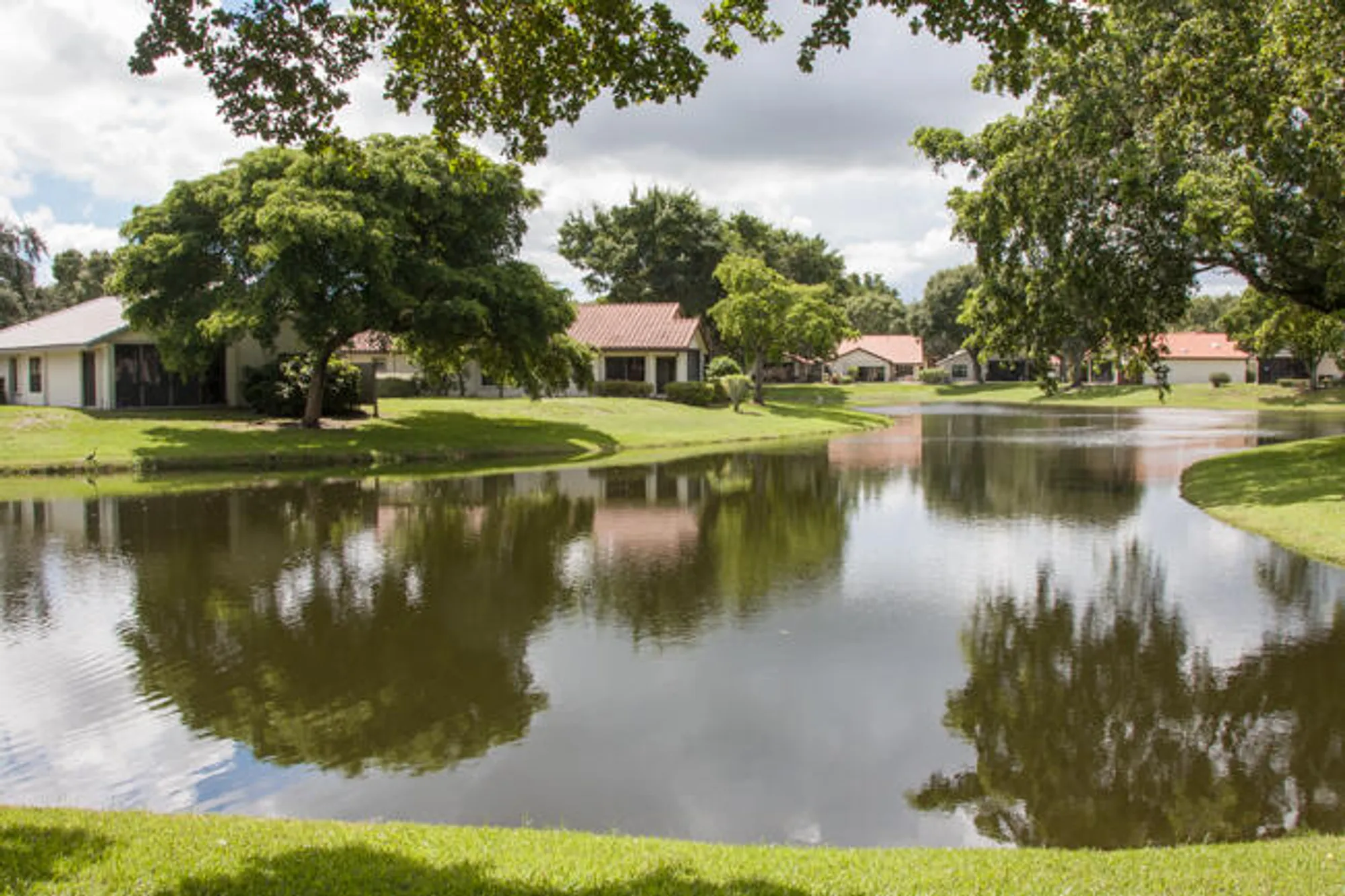 Property Slideshow image 5 of 25 | 4907 boxwood cir, Boynton Beach, FL, 33436