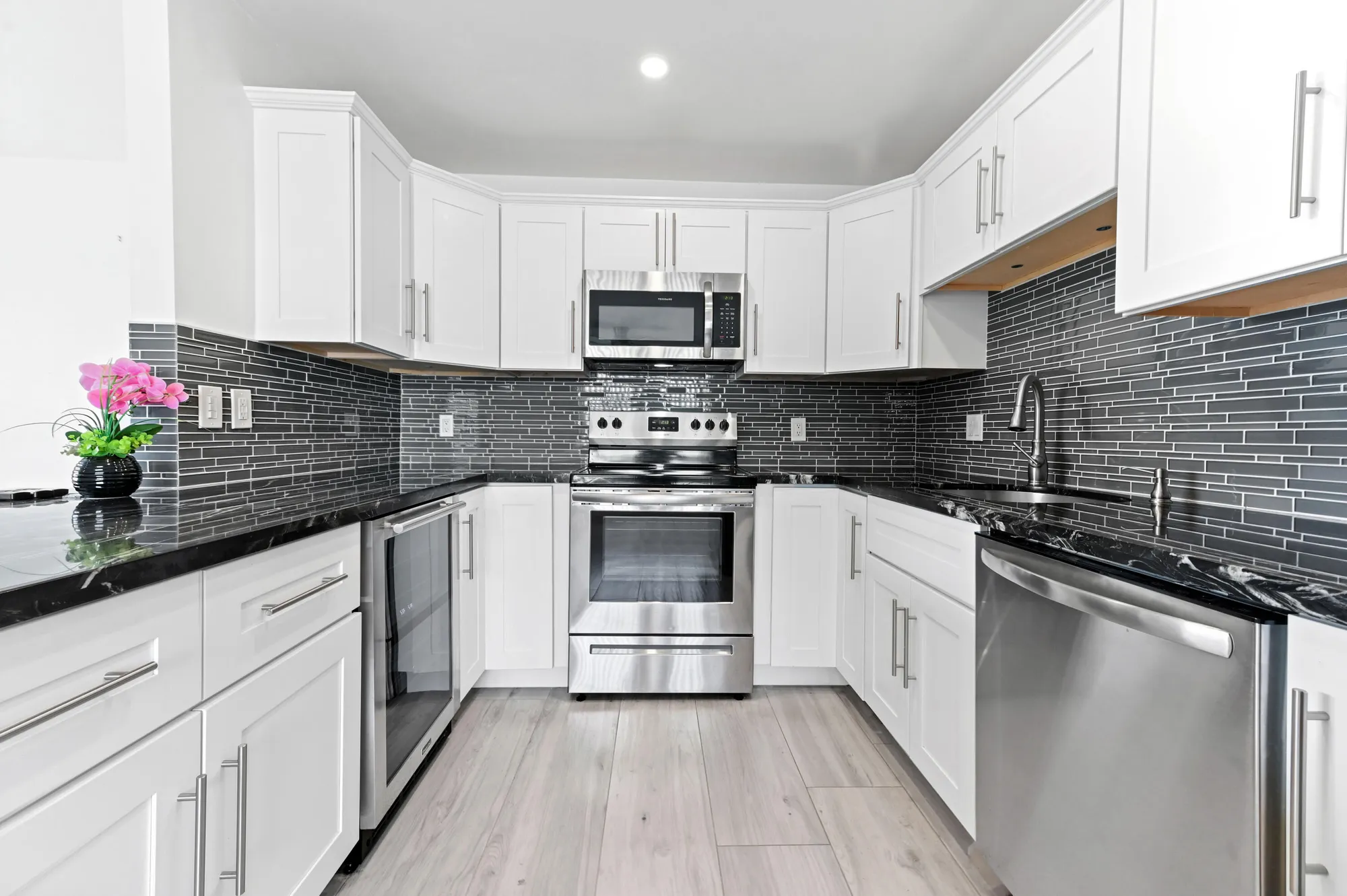 Property Slideshow image 8 of 32 | 710 saxony o, Delray Beach, FL, 33446