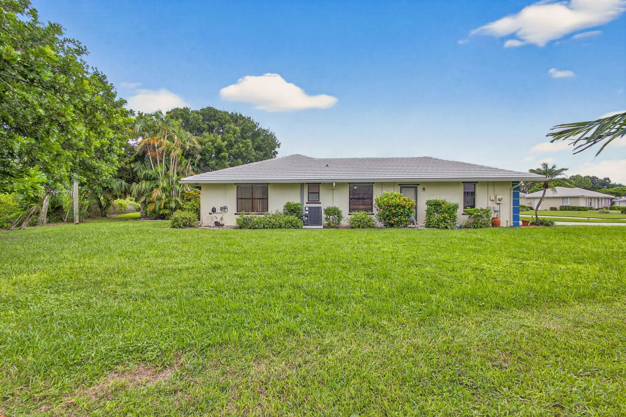 Property Slideshow image 68 of 69 | 9472 se little club way s, Jupiter, FL, 33469