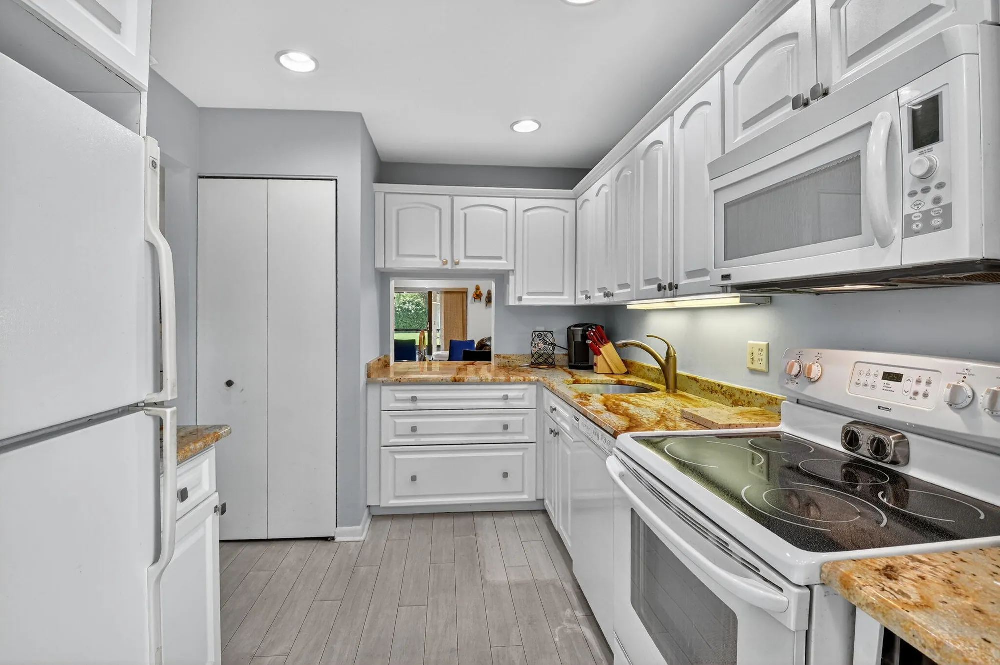 Property Slideshow image 8 of 74 | 8 stratford dr c, Boynton Beach, FL, 33436