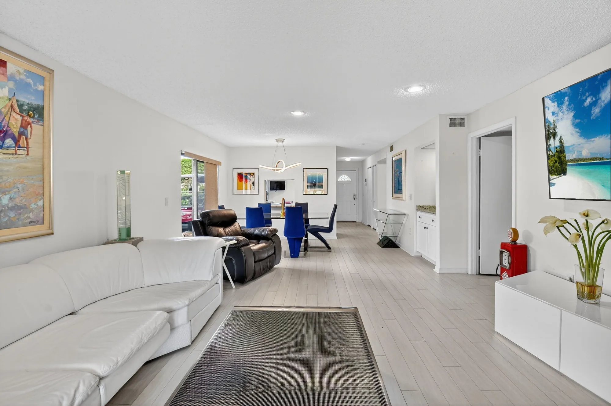 Property Slideshow image 14 of 74 | 8 stratford dr c, Boynton Beach, FL, 33436