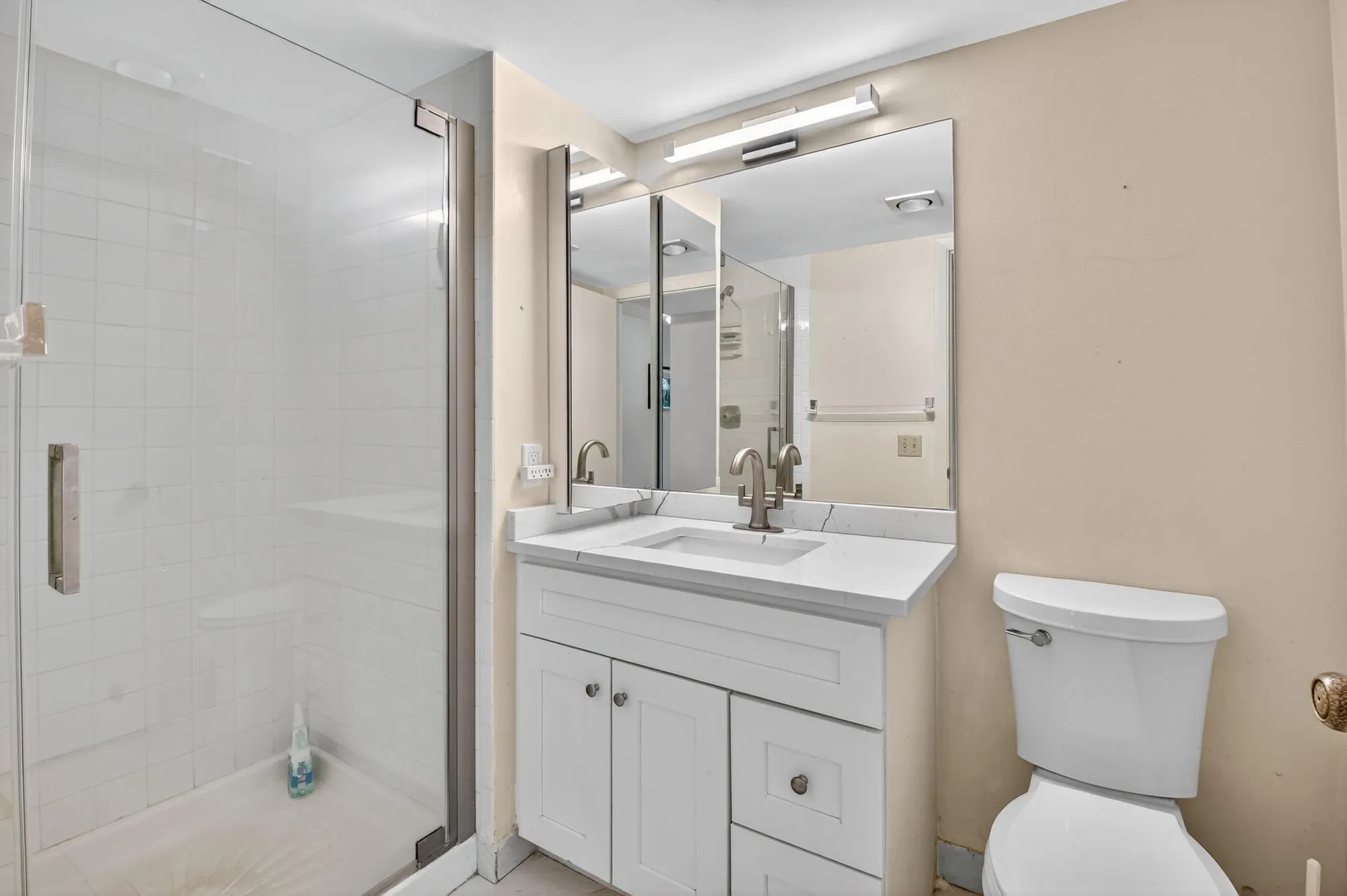 Property Slideshow image 24 of 74 | 8 stratford dr c, Boynton Beach, FL, 33436