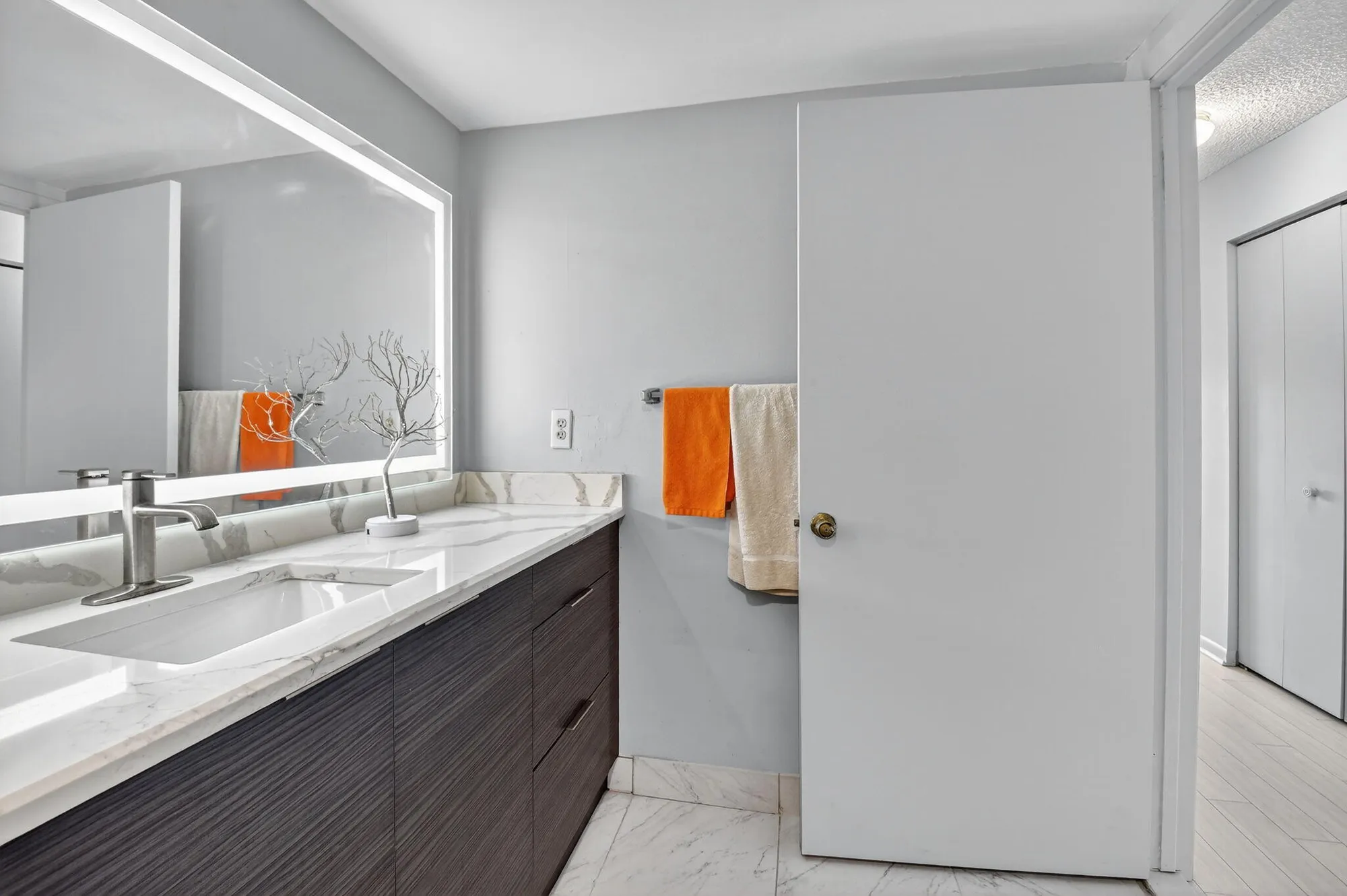 Property Slideshow image 23 of 74 | 8 stratford dr c, Boynton Beach, FL, 33436