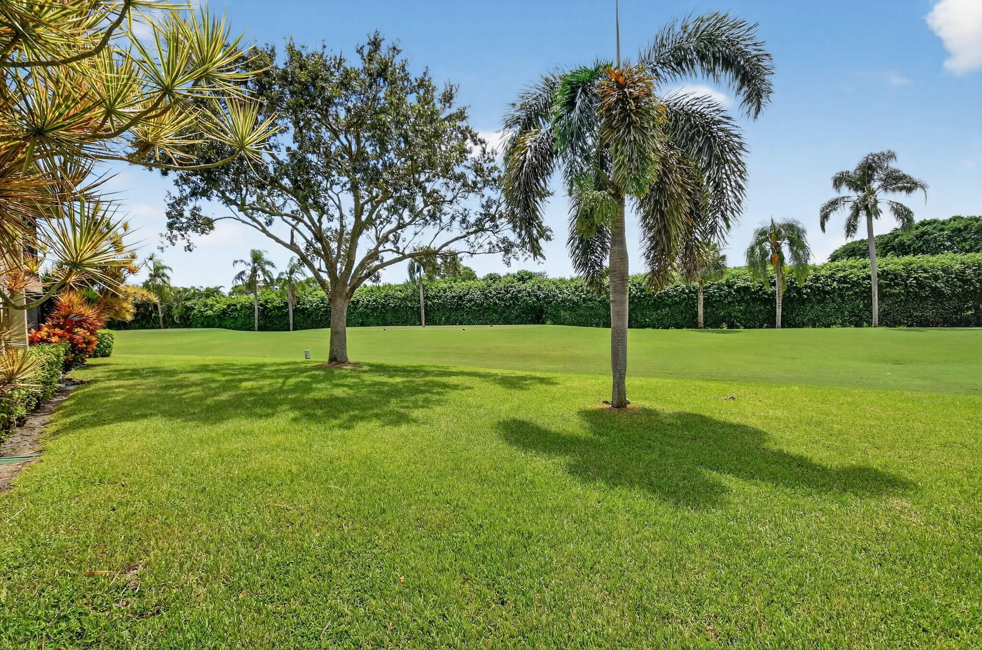 Property Slideshow image 30 of 74 | 8 stratford dr c, Boynton Beach, FL, 33436