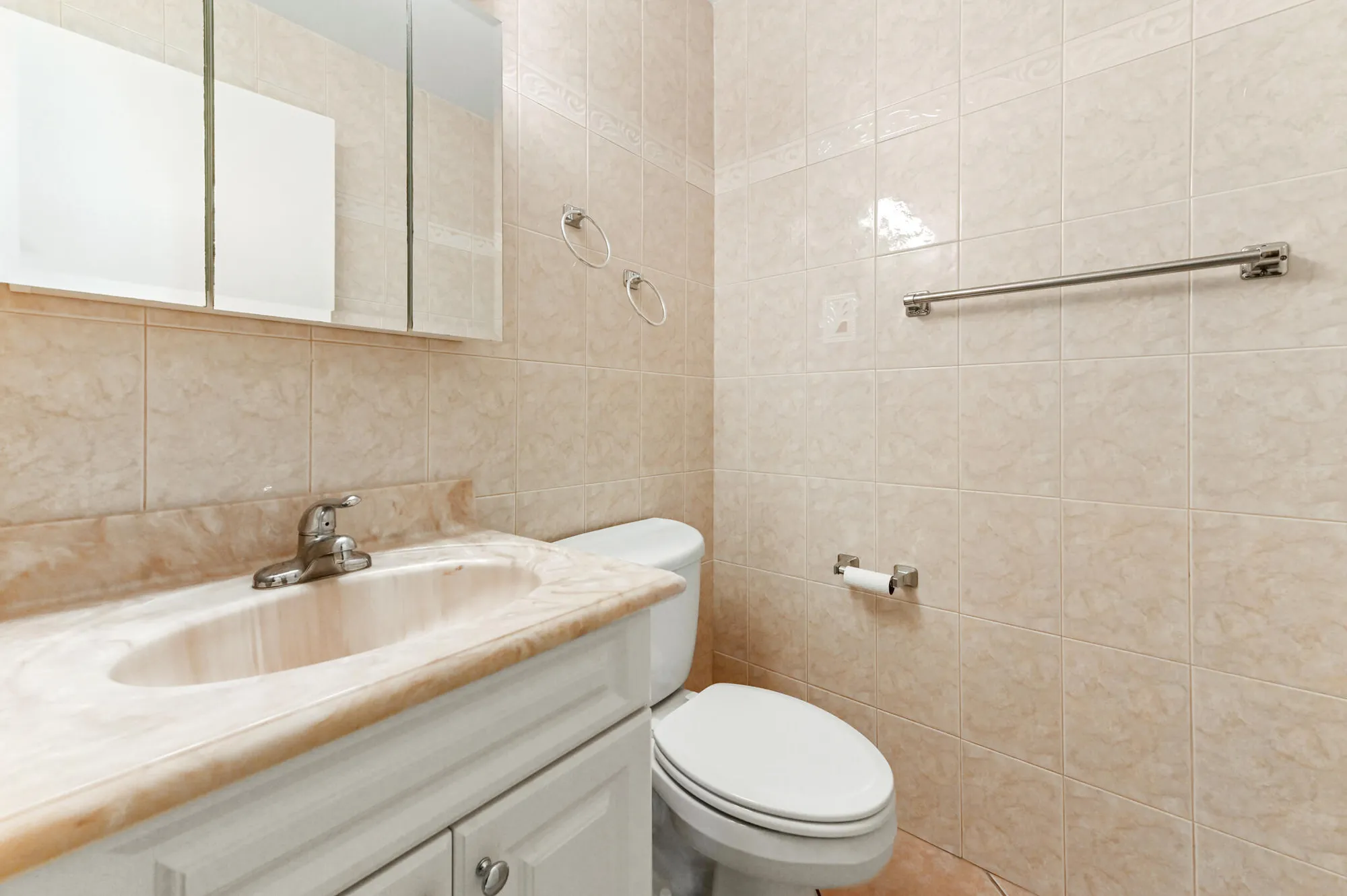 Property Slideshow image 8 of 31 | 206 valencia i, Delray Beach, FL, 33446