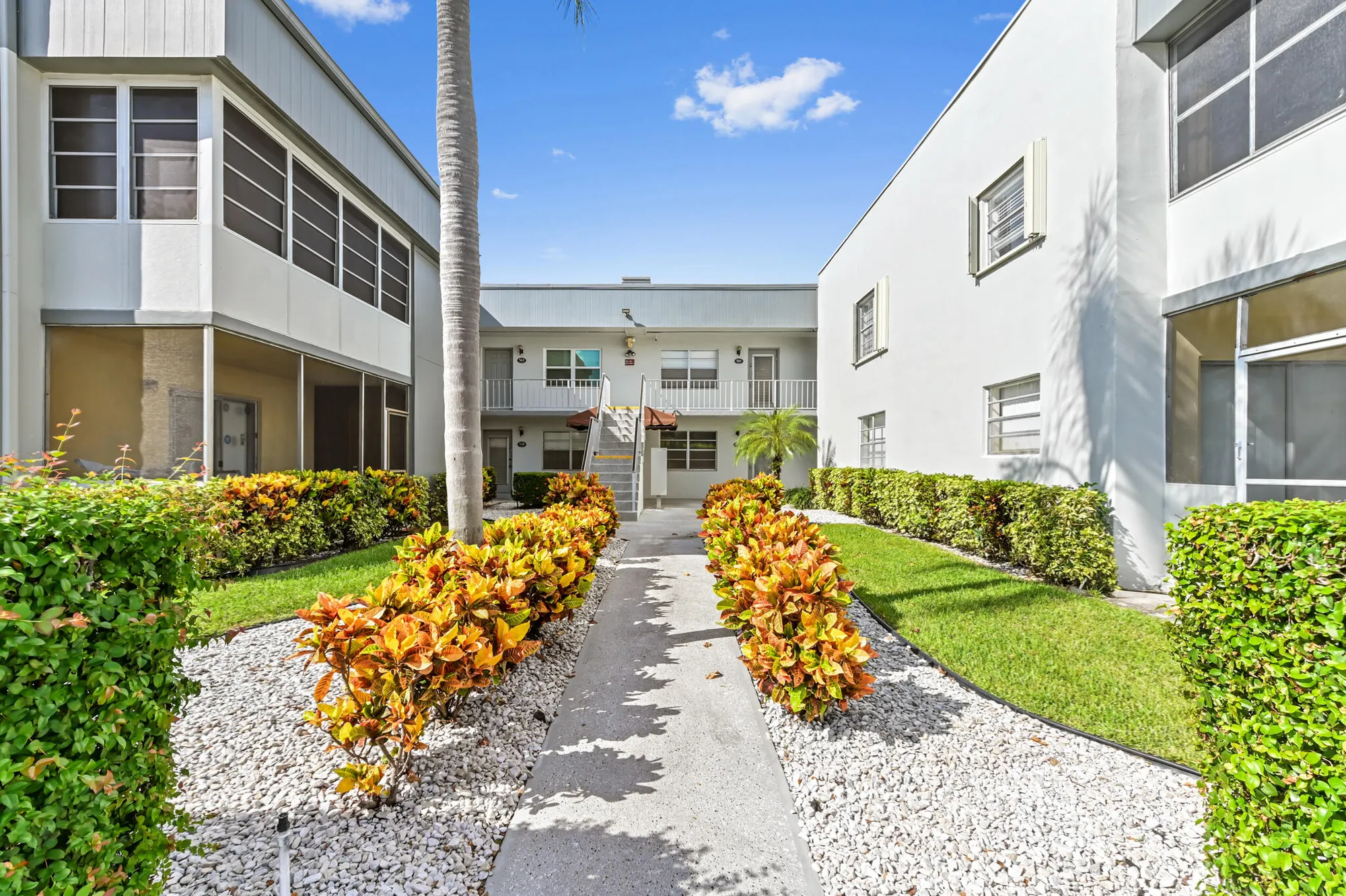 Property Slideshow image 1 of 35 | 541 capri l, Delray Beach, FL, 33484