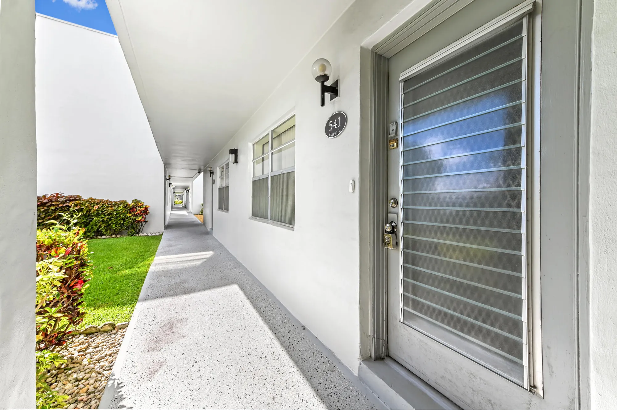 Property Slideshow image 3 of 35 | 541 capri l, Delray Beach, FL, 33484