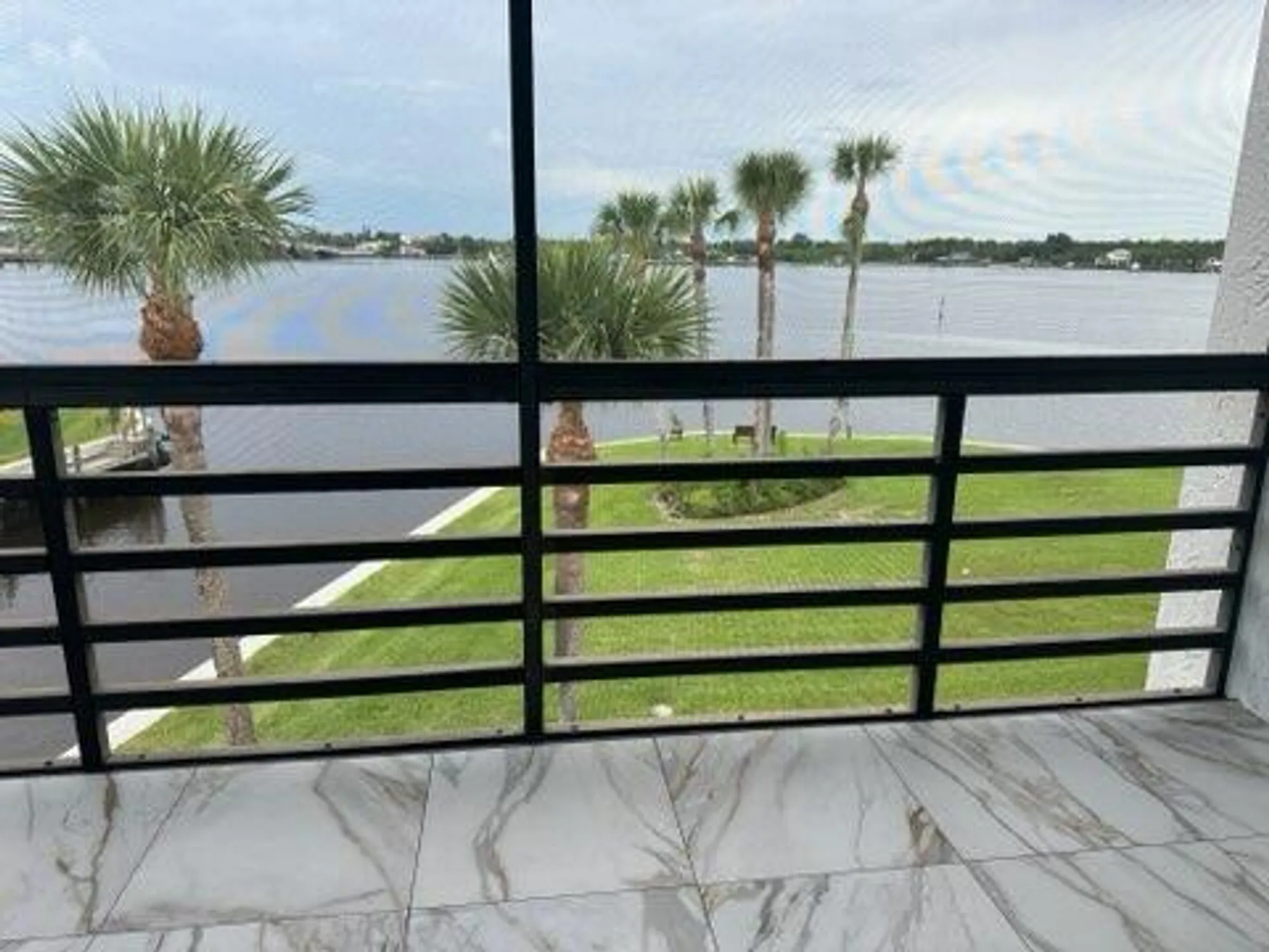 Property Slideshow image 3 of 23 | 1950 sw palm city rd 13301, Stuart, FL, 34994