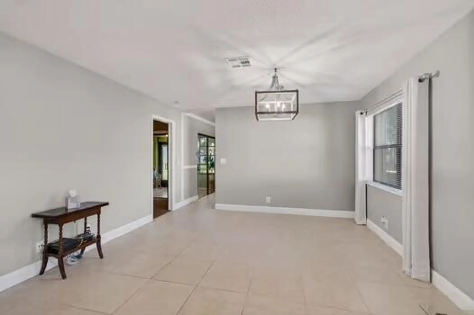 Property Slideshow image 5 of 48 | 1570 palmland dr, Boynton Beach, FL, 33436