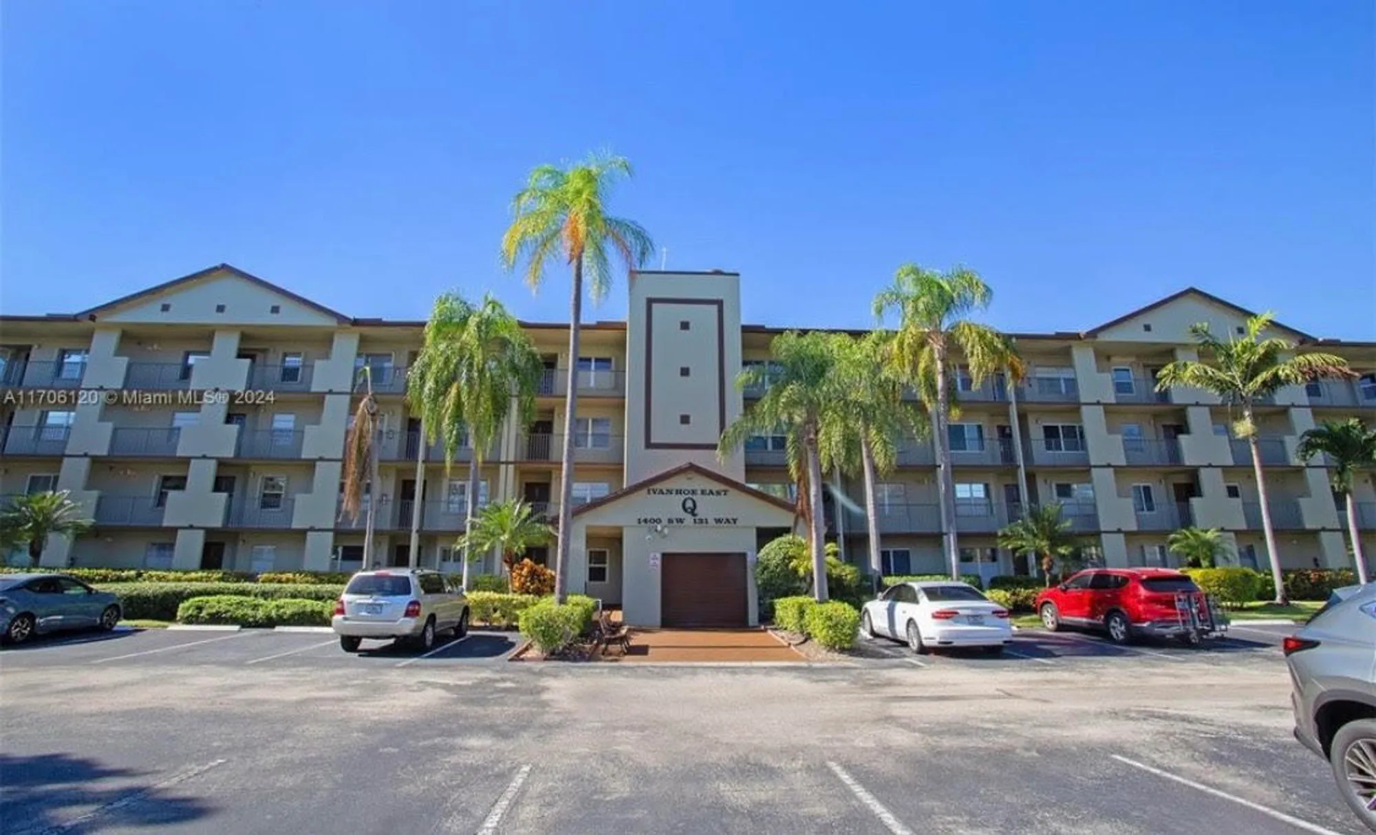 Property Slideshow image 2 of 27 | 1400 sw 131st way 408q, Pembroke Pines, FL, 33027