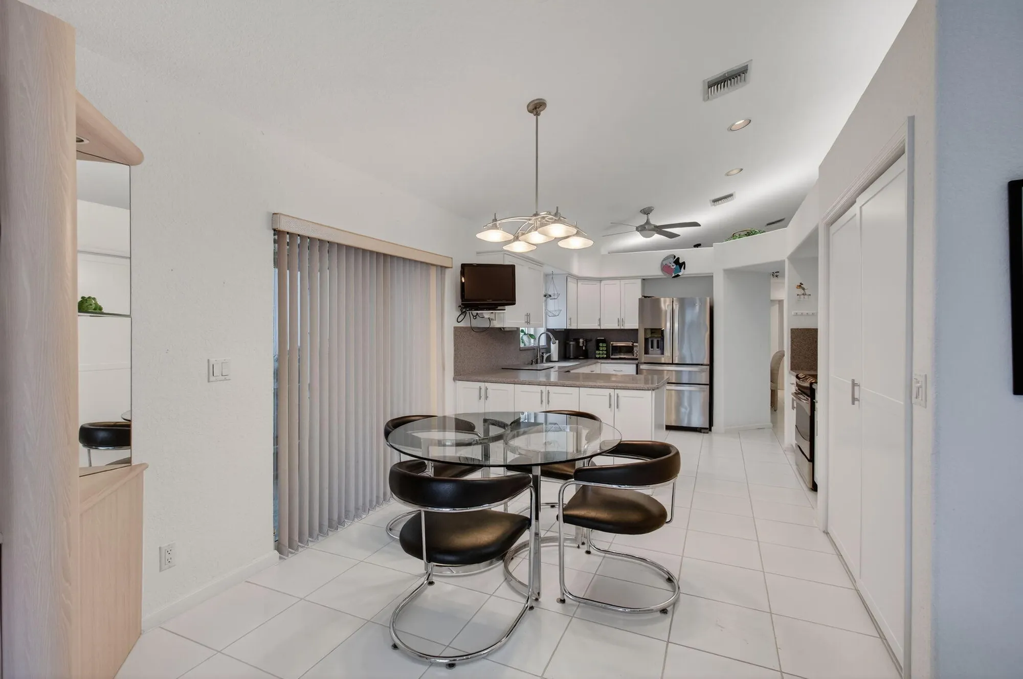 Property Slideshow image 23 of 76 | 6226 water lilly ln, Boynton Beach, FL, 33437